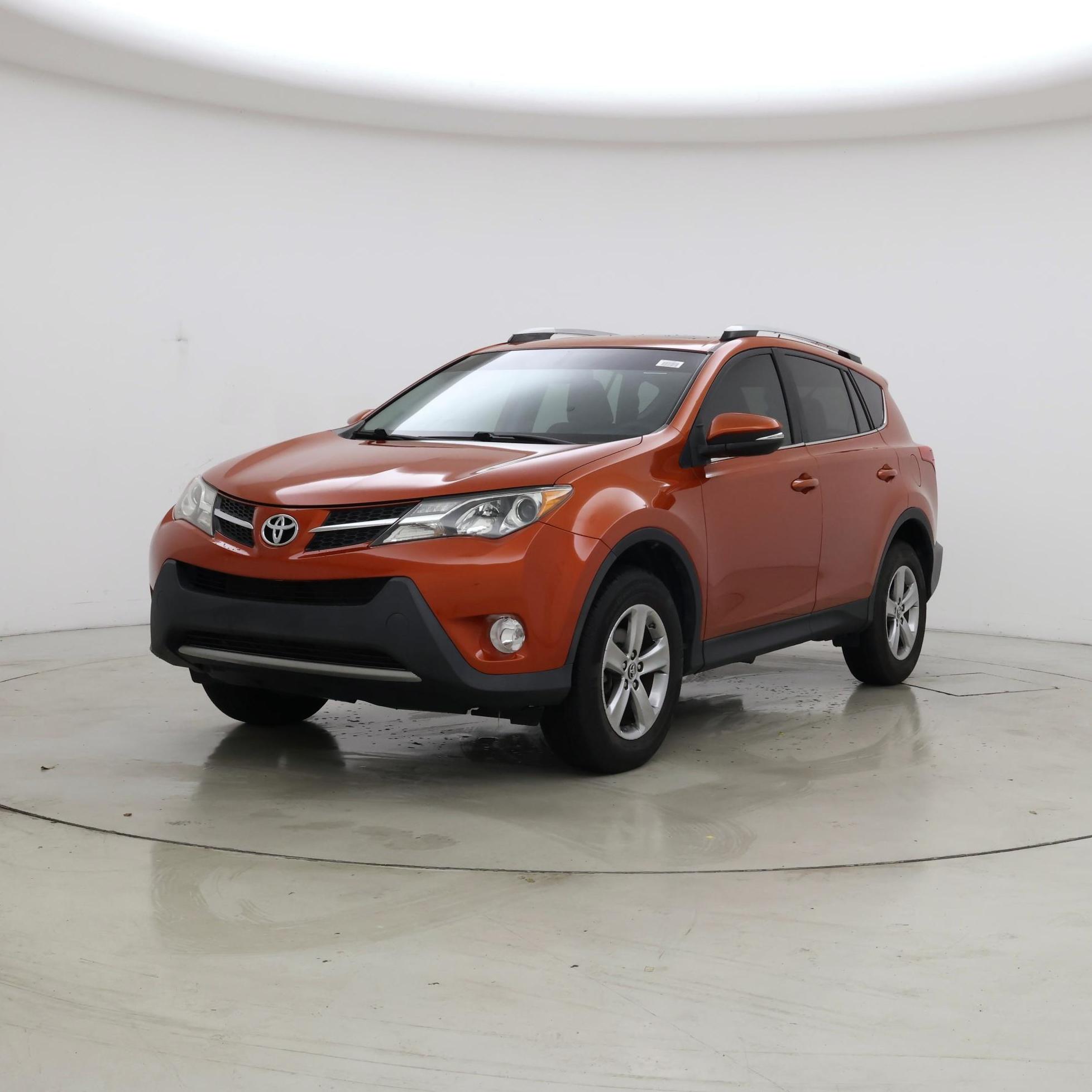 Thumbnail: 2015 Toyota RAV4 - 4