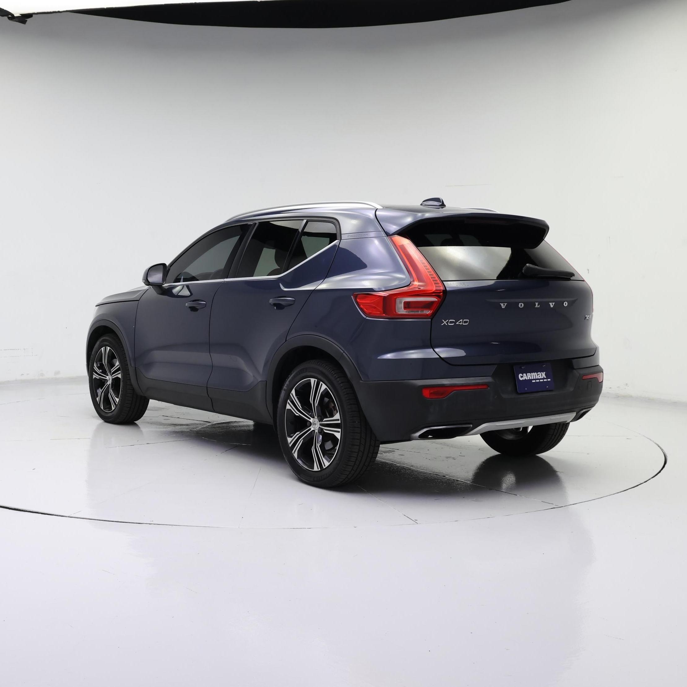 Thumbnail: 2020 Volvo XC40 - 2