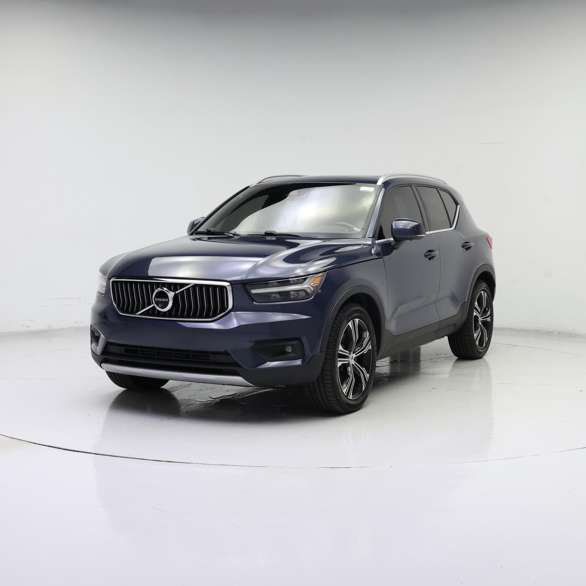 Thumbnail: 2020 Volvo XC40 - 4