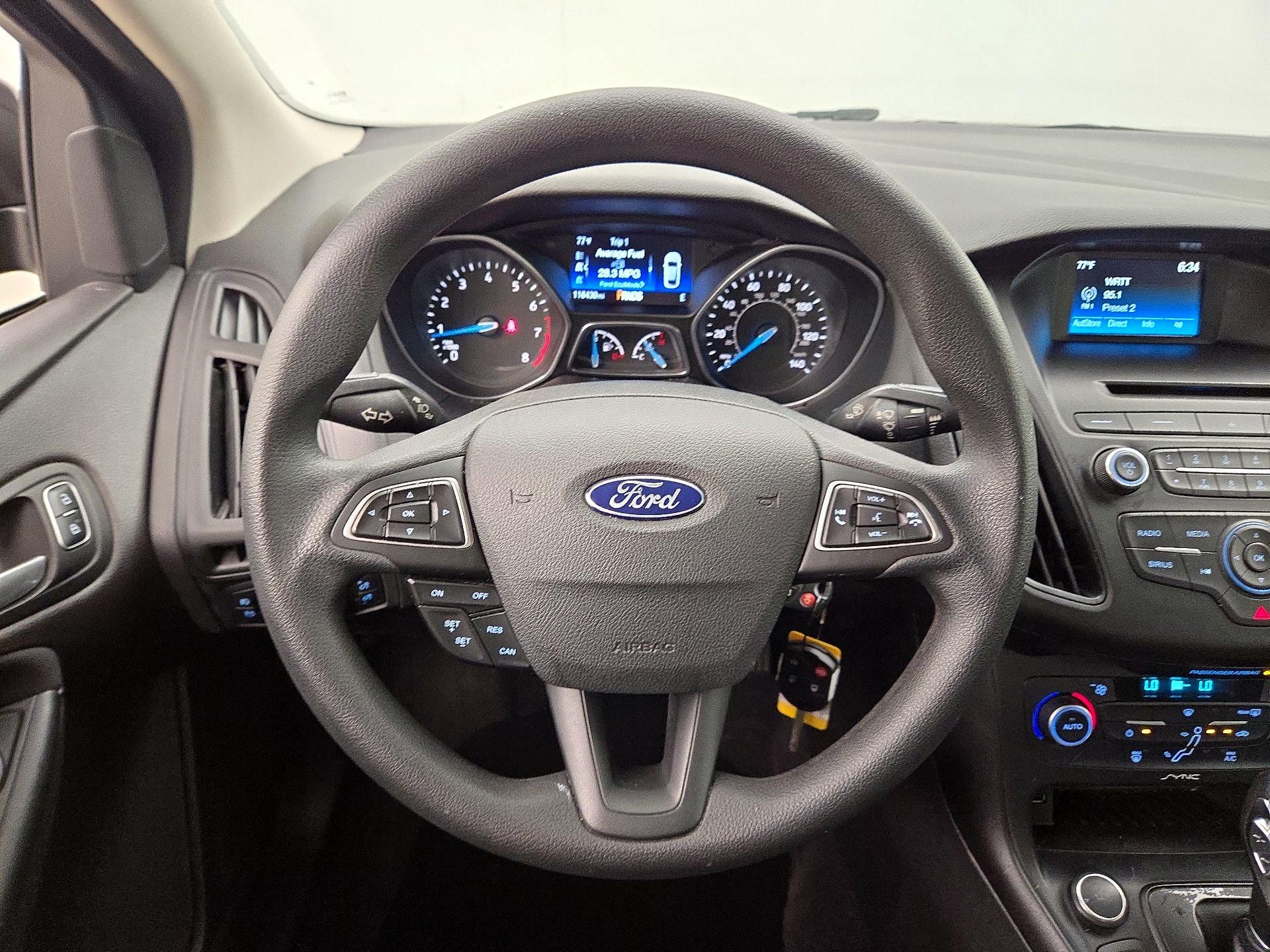 Thumbnail: 2017 Ford Focus - 10