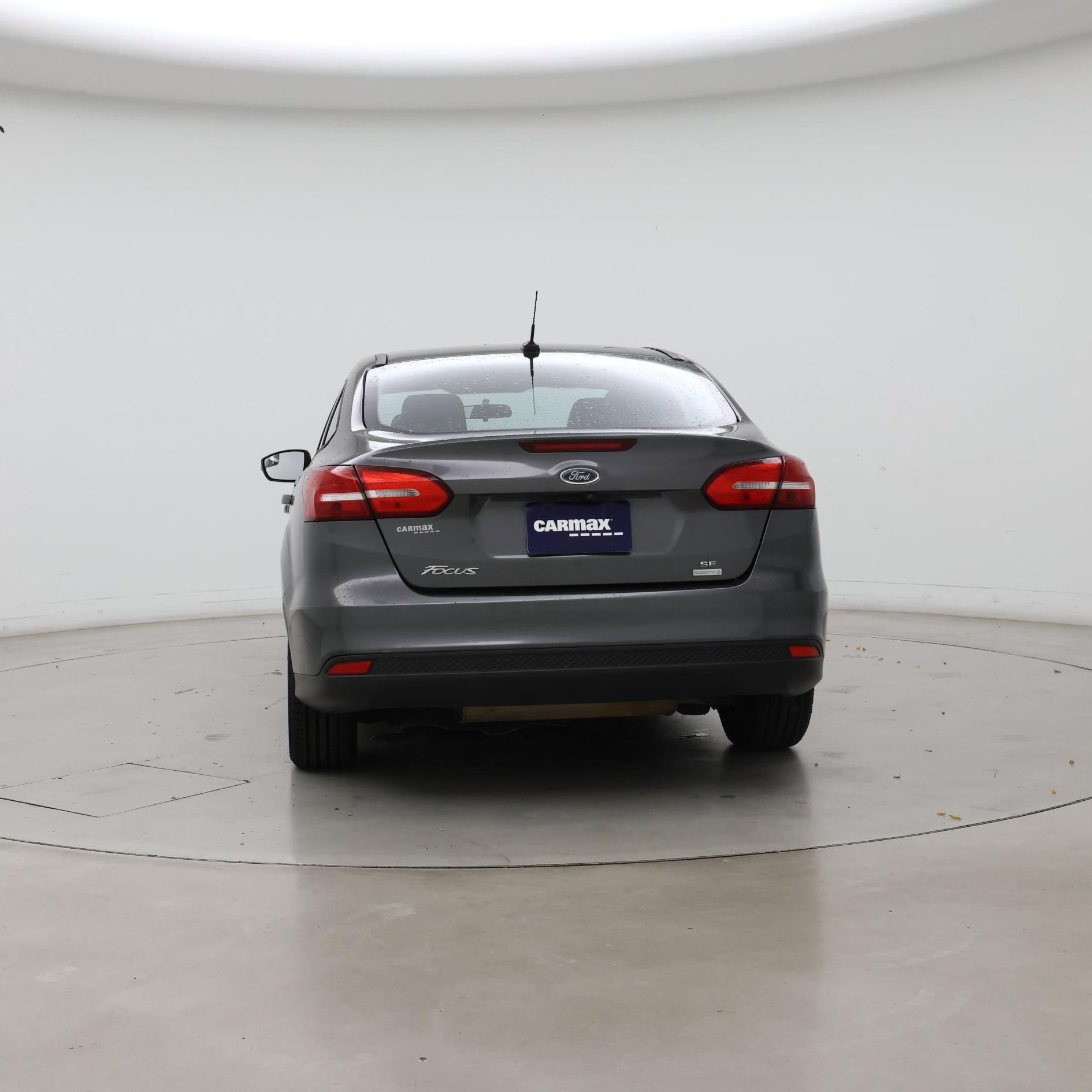 Thumbnail: 2017 Ford Focus - 6