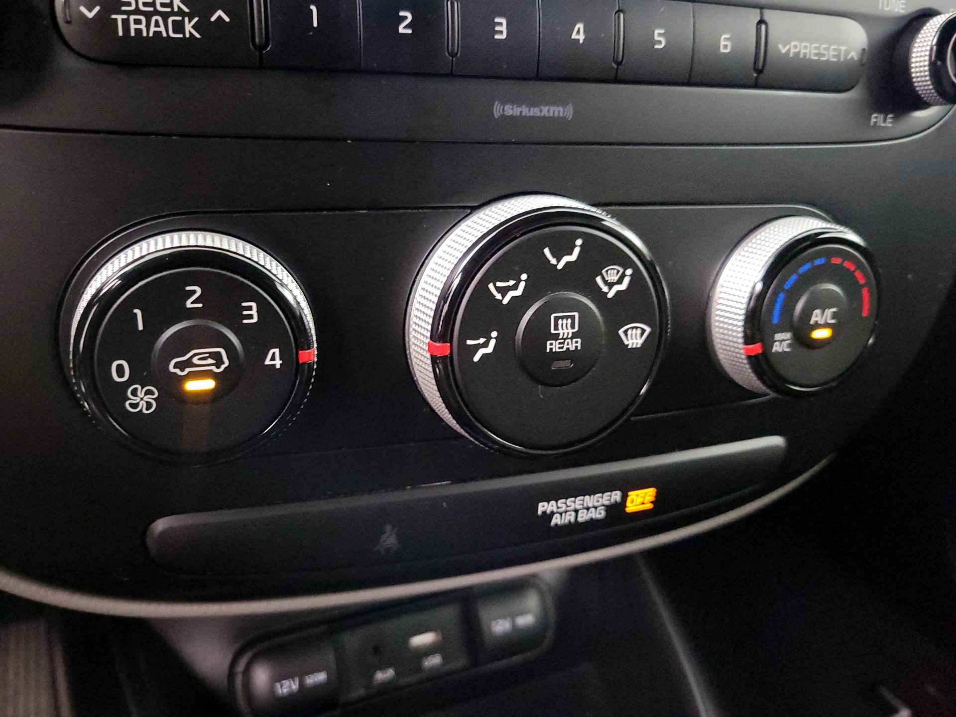 Thumbnail: 2018 Kia Soul - 15