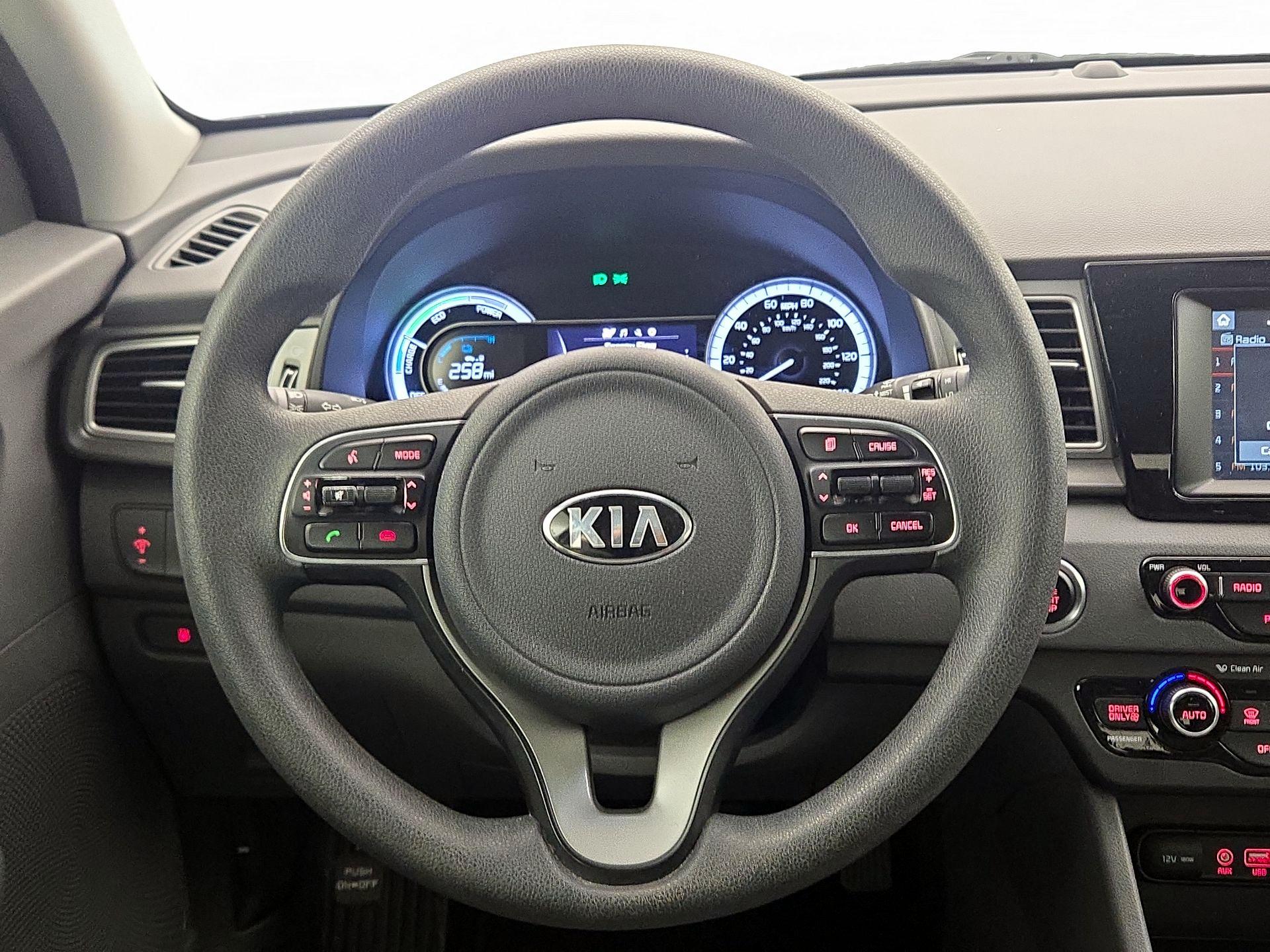 Thumbnail: 2018 Kia Niro - 10