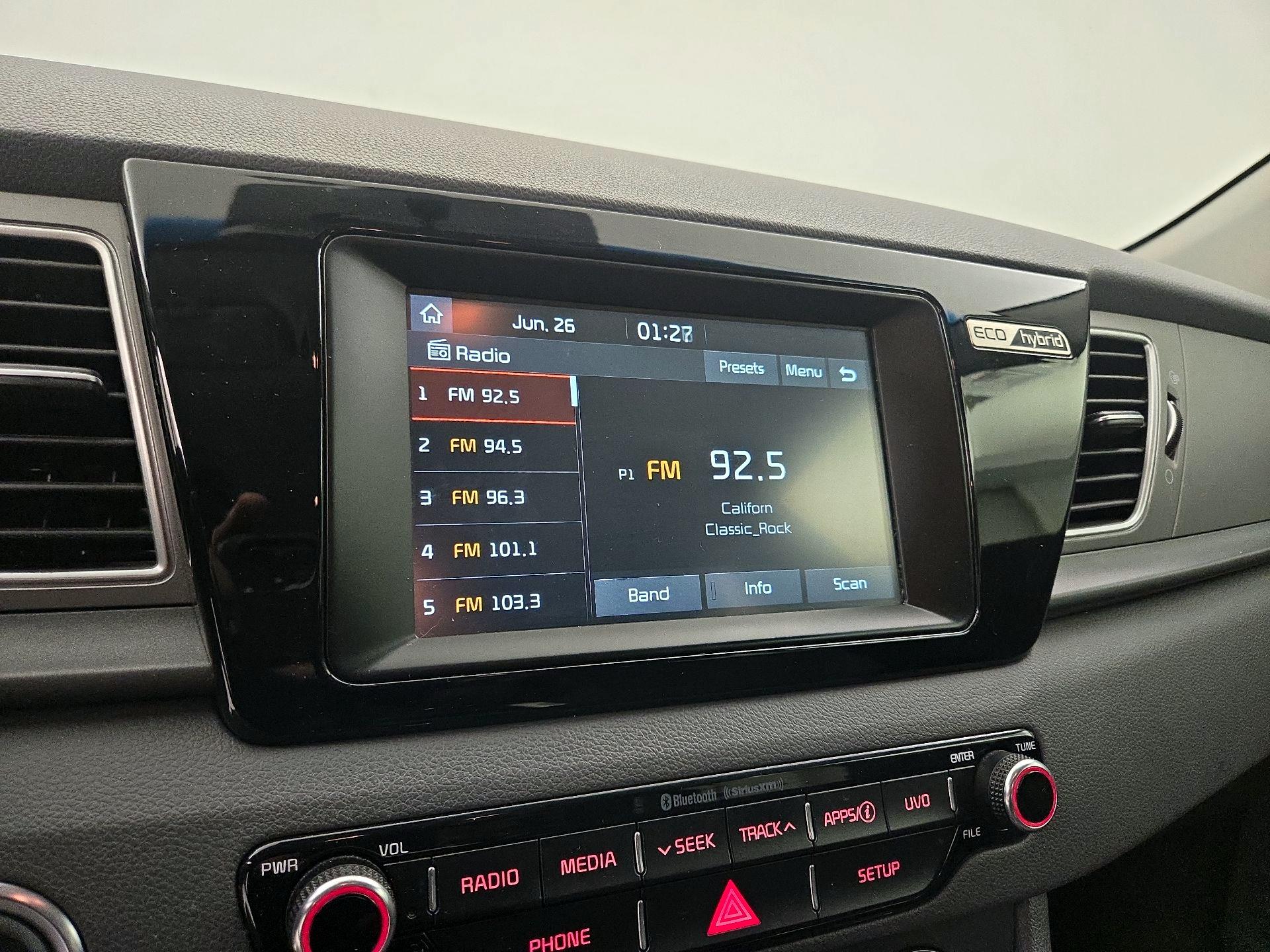 Thumbnail: 2018 Kia Niro - 15
