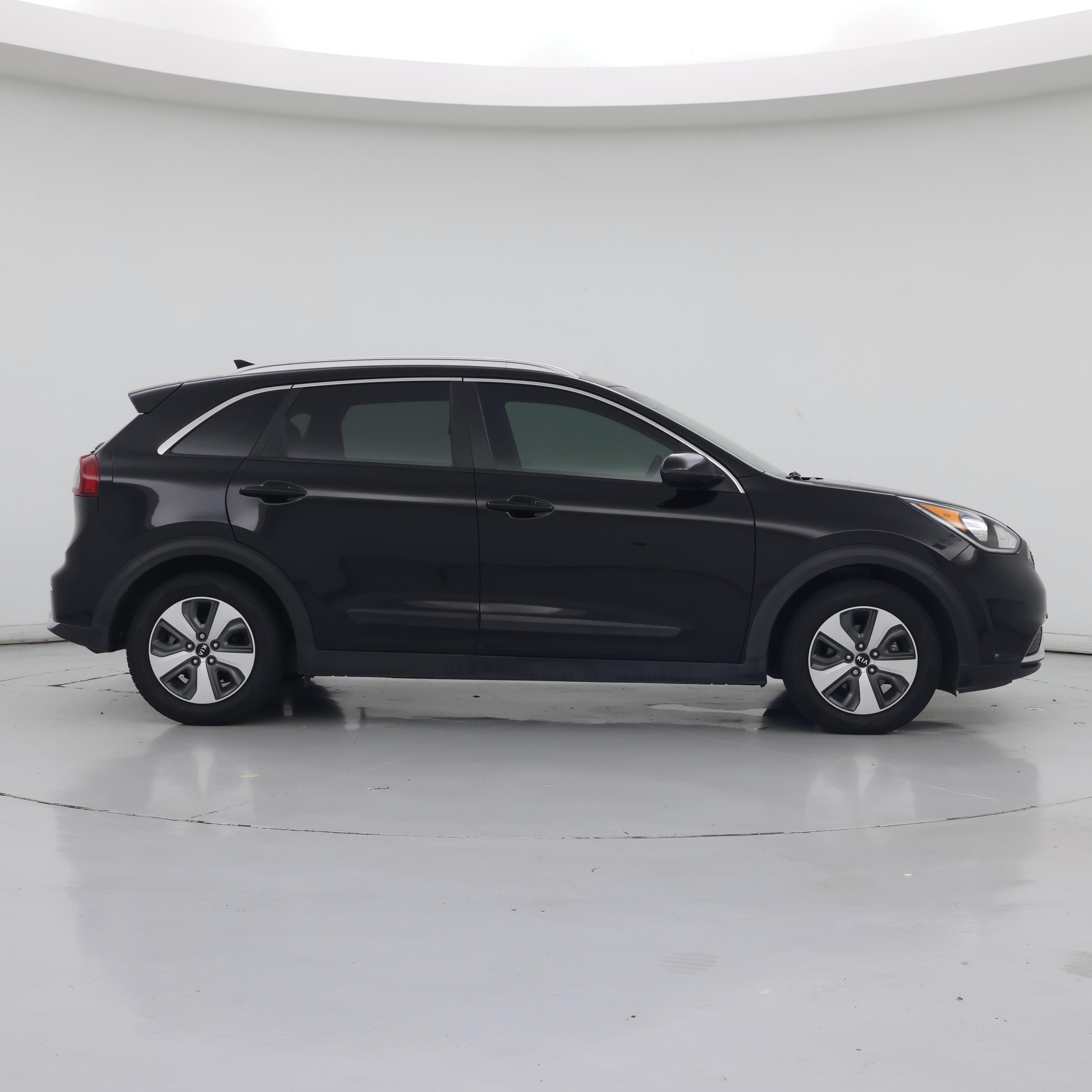 Thumbnail: 2018 Kia Niro - 7