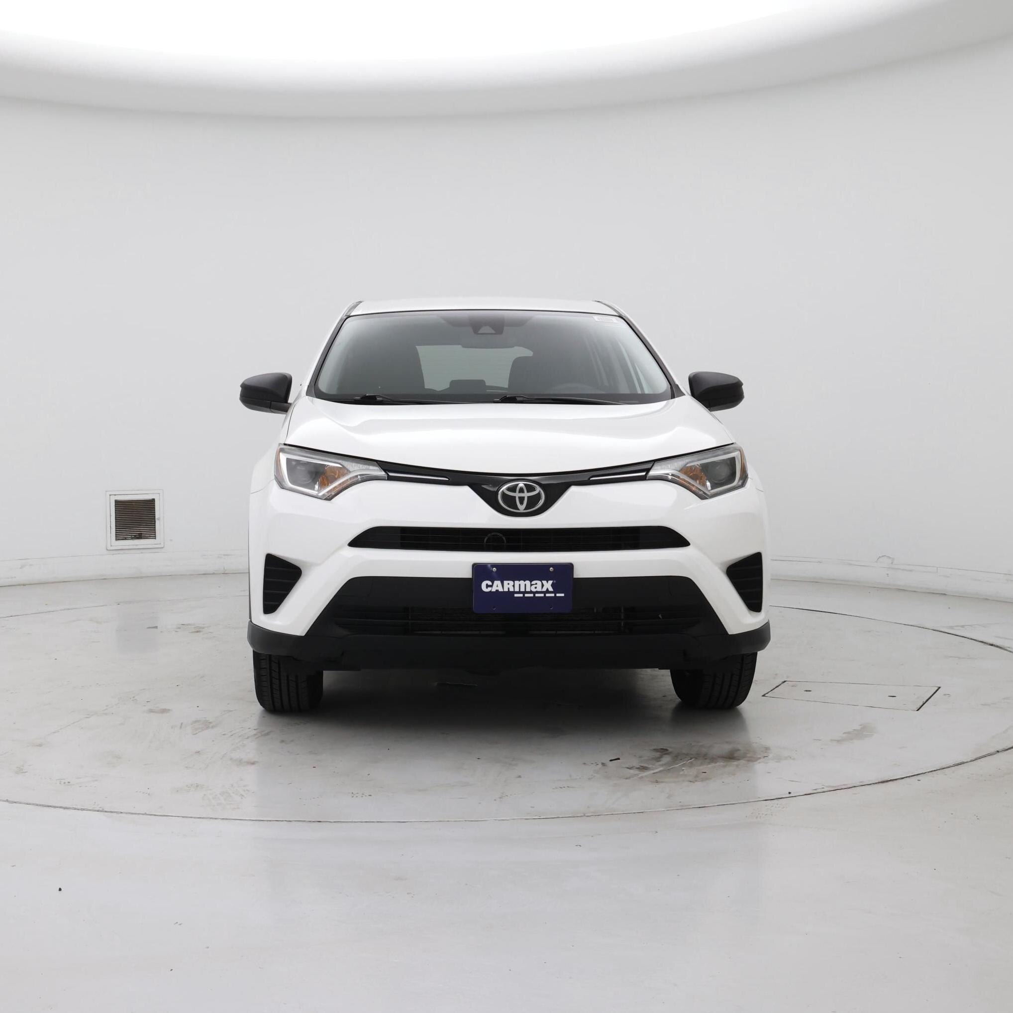 Thumbnail: 2017 Toyota RAV4 - 5
