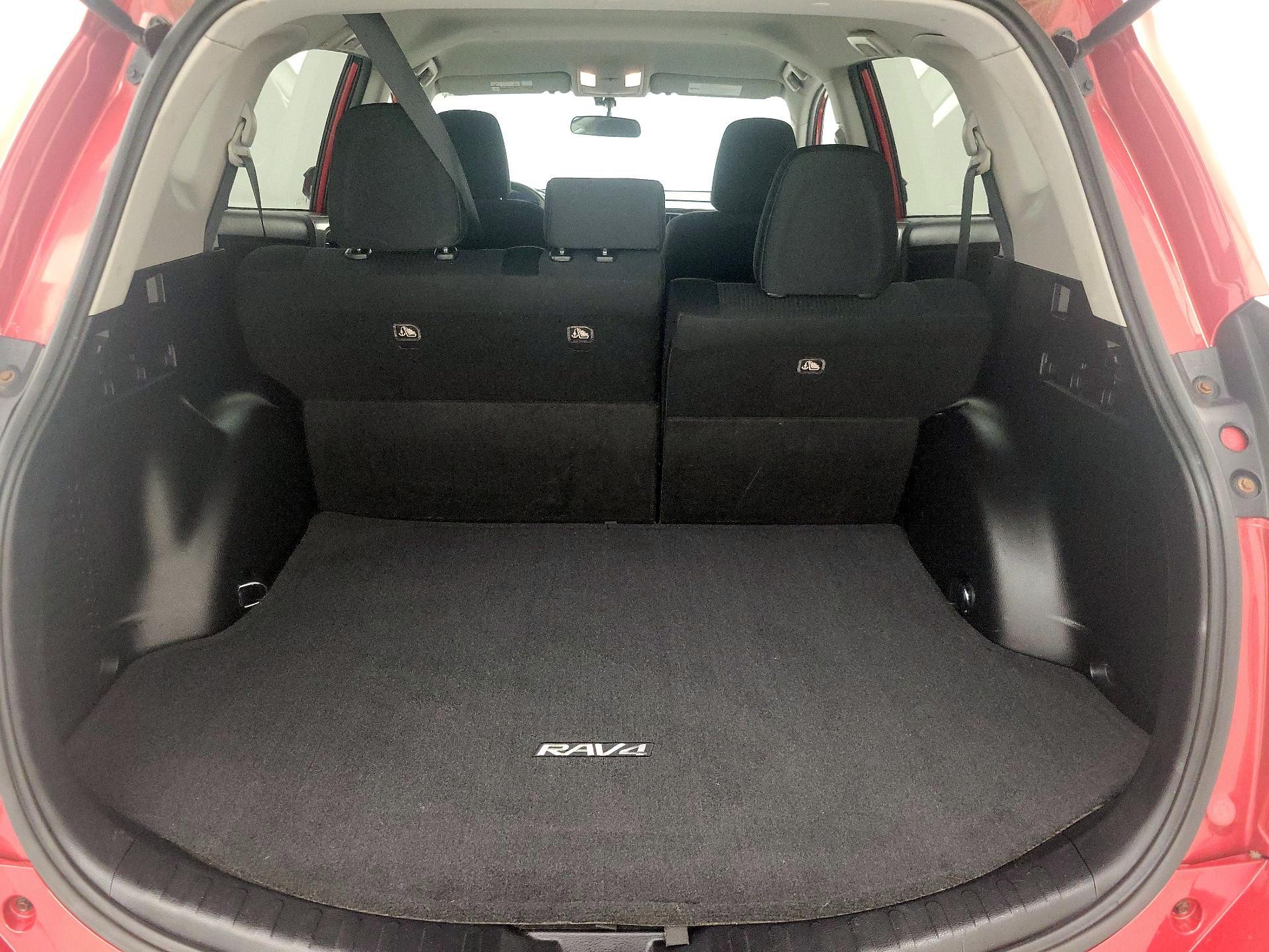 Thumbnail: 2016 Toyota RAV4 - 20