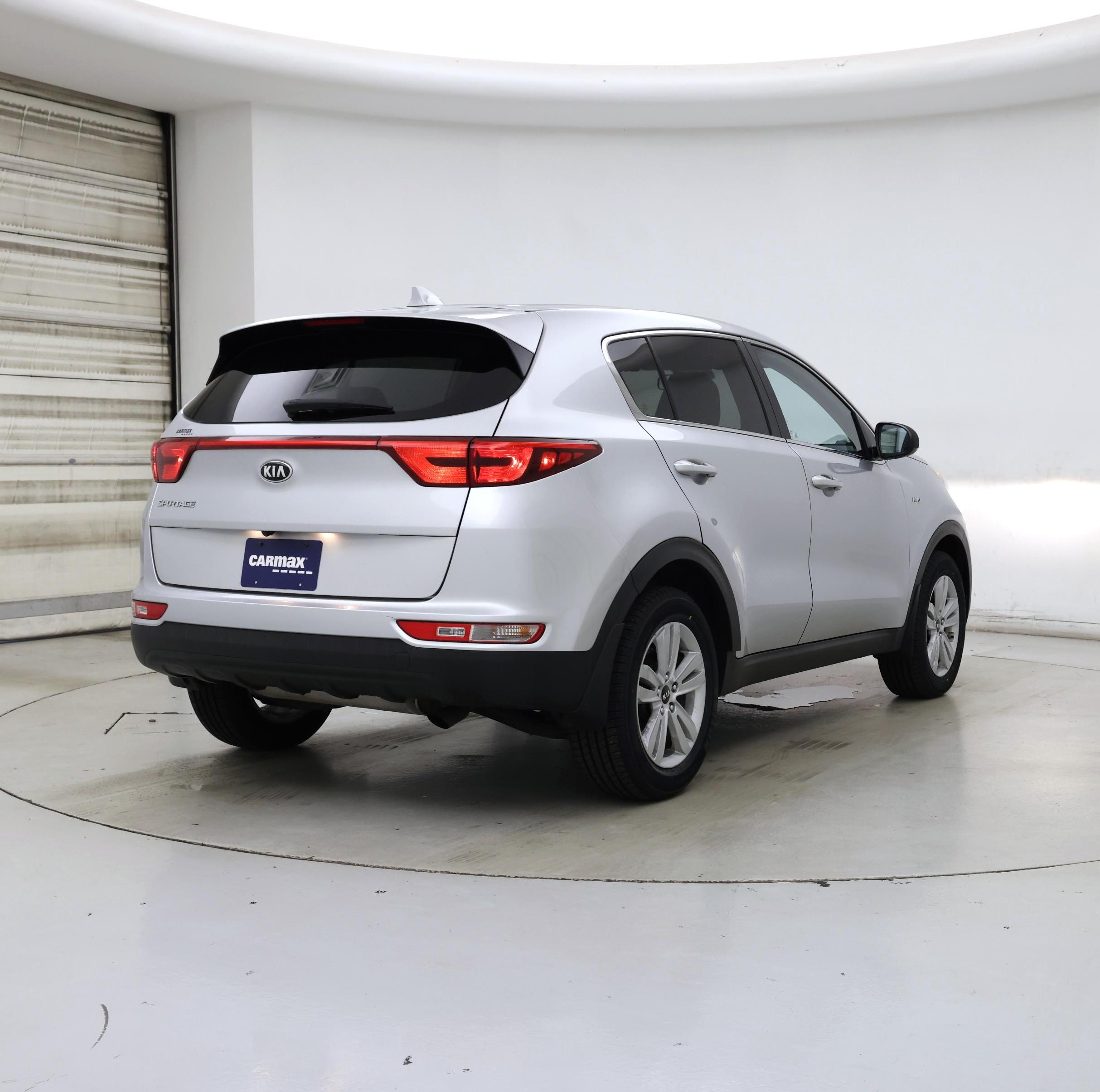 Thumbnail: 2017 Kia Sportage - 8