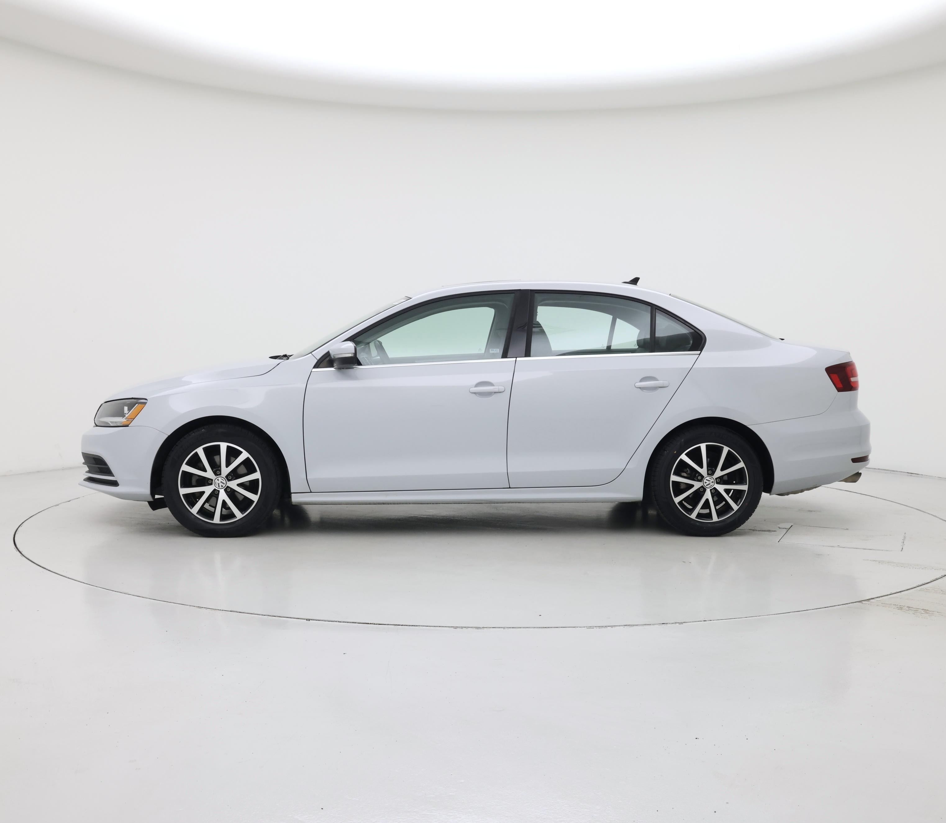 Thumbnail: 2017 Volkswagen Jetta - 3