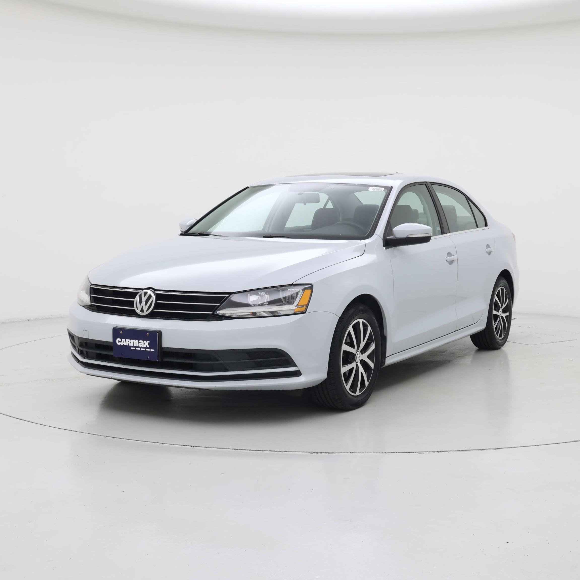 Thumbnail: 2017 Volkswagen Jetta - 4