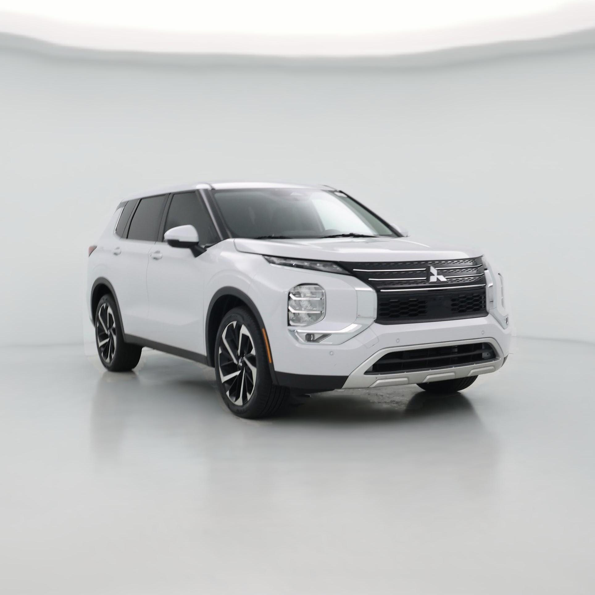 Thumbnail: 2024 Mitsubishi Outlander - 1