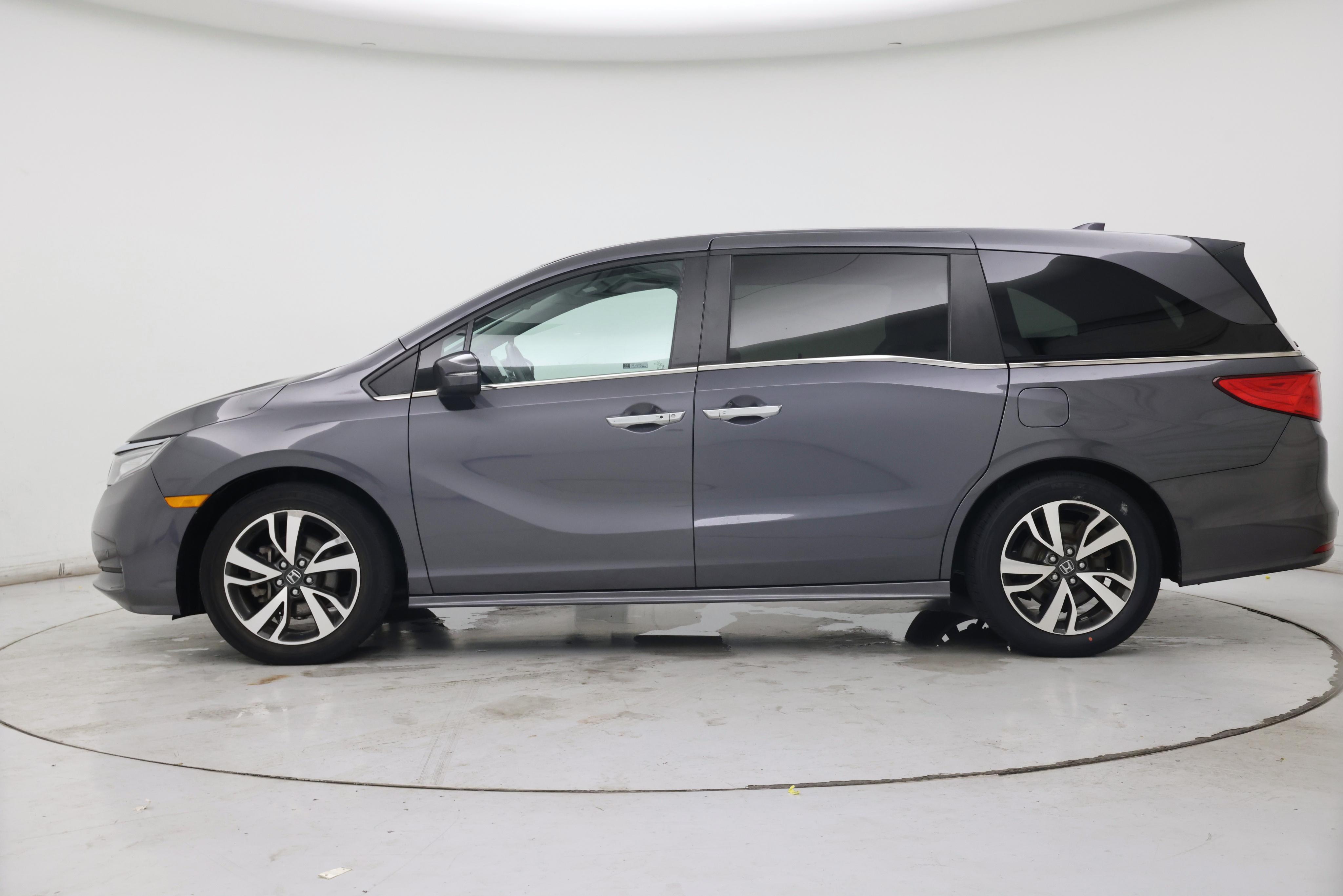 Thumbnail: 2023 Honda Odyssey - 3