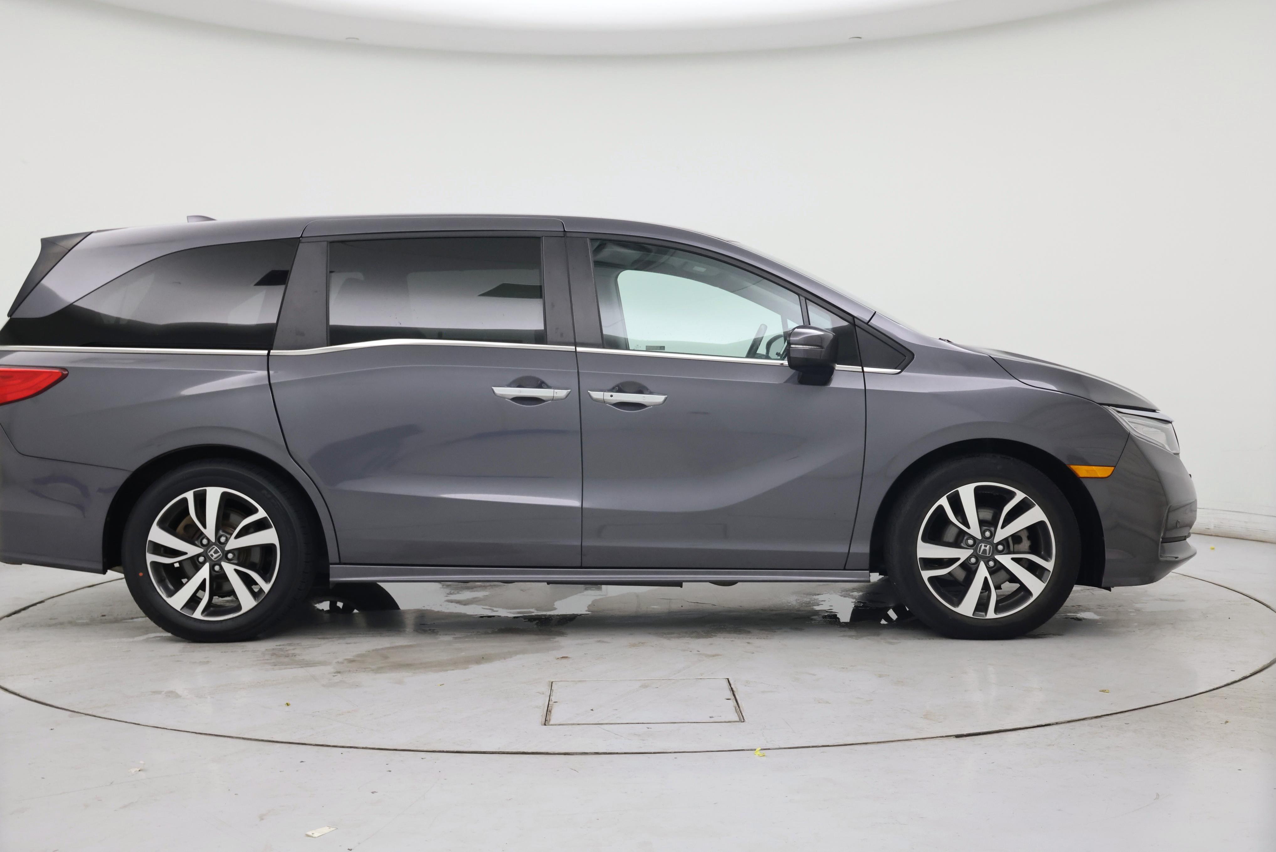 Thumbnail: 2023 Honda Odyssey - 7