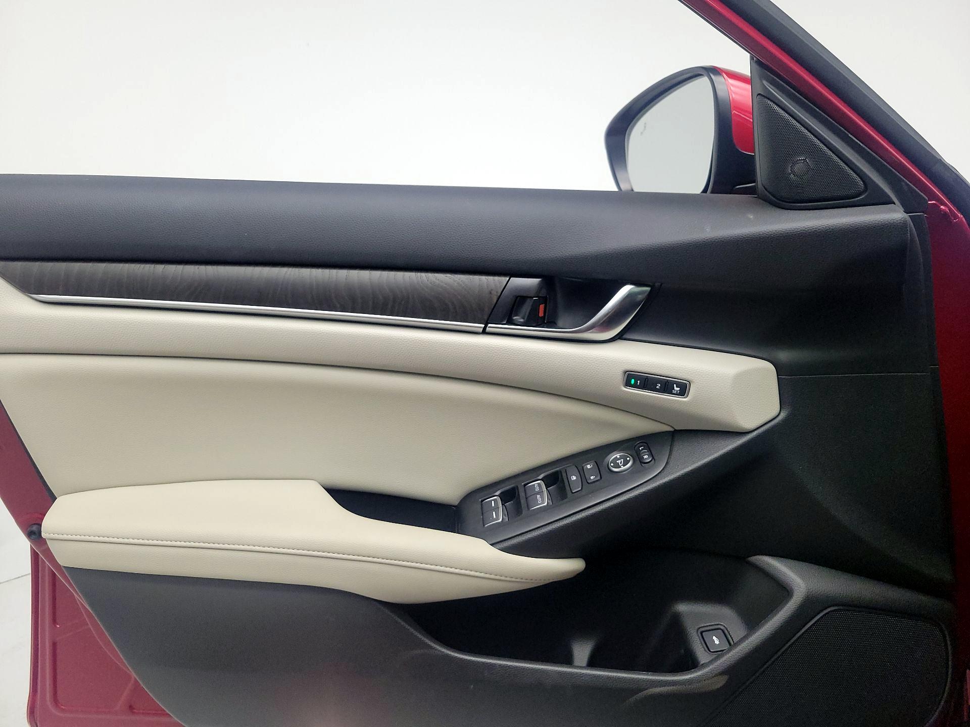 Thumbnail: 2021 Honda Accord - 12