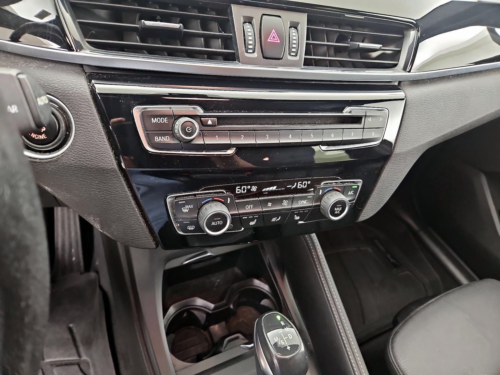 2017 BMW X1 28i - Photo 18