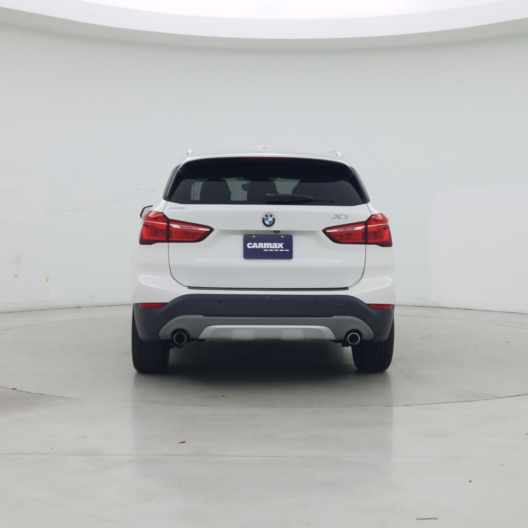 Thumbnail: 2017 BMW X1 - 6