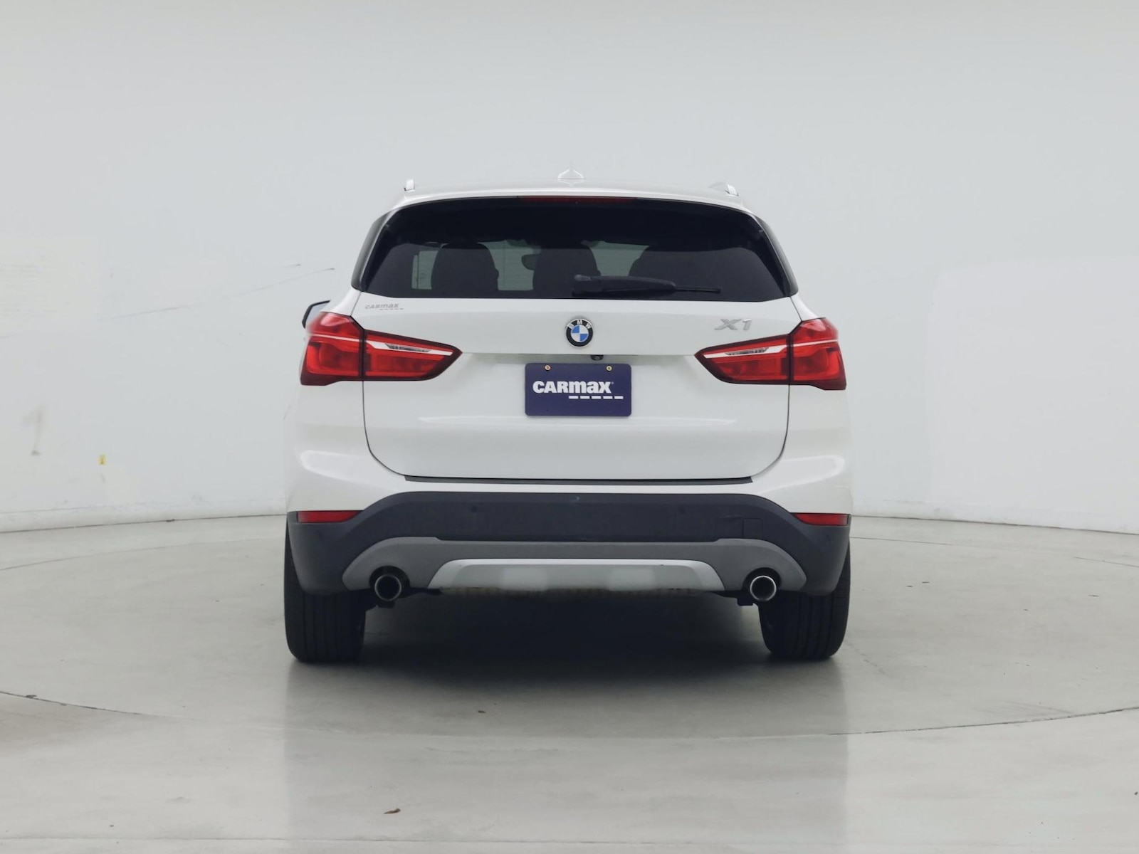 2017 BMW X1 28i - Photo 7