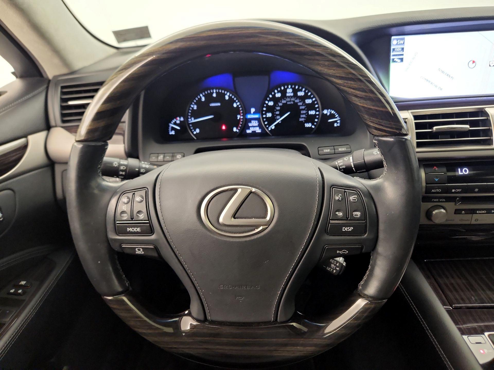 Thumbnail: 2017 Lexus LS - 10