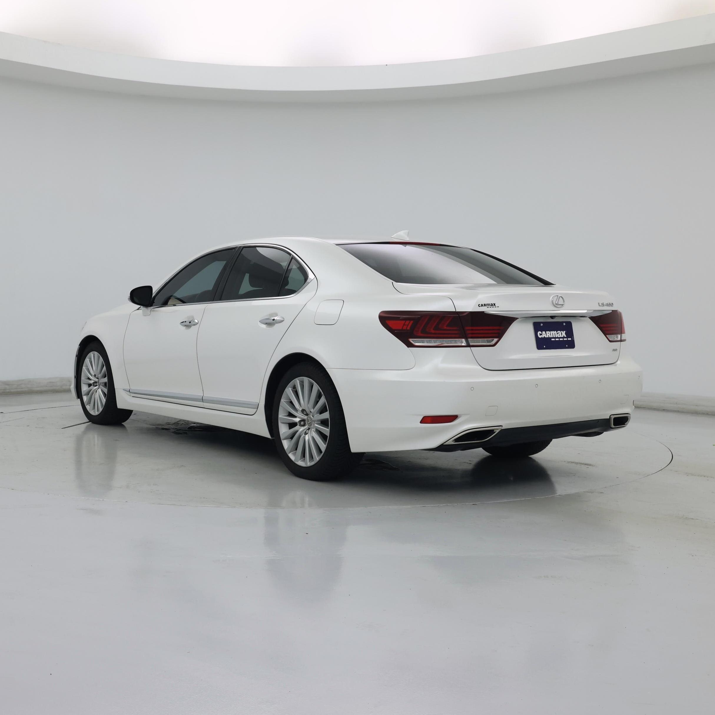 Thumbnail: 2017 Lexus LS - 2