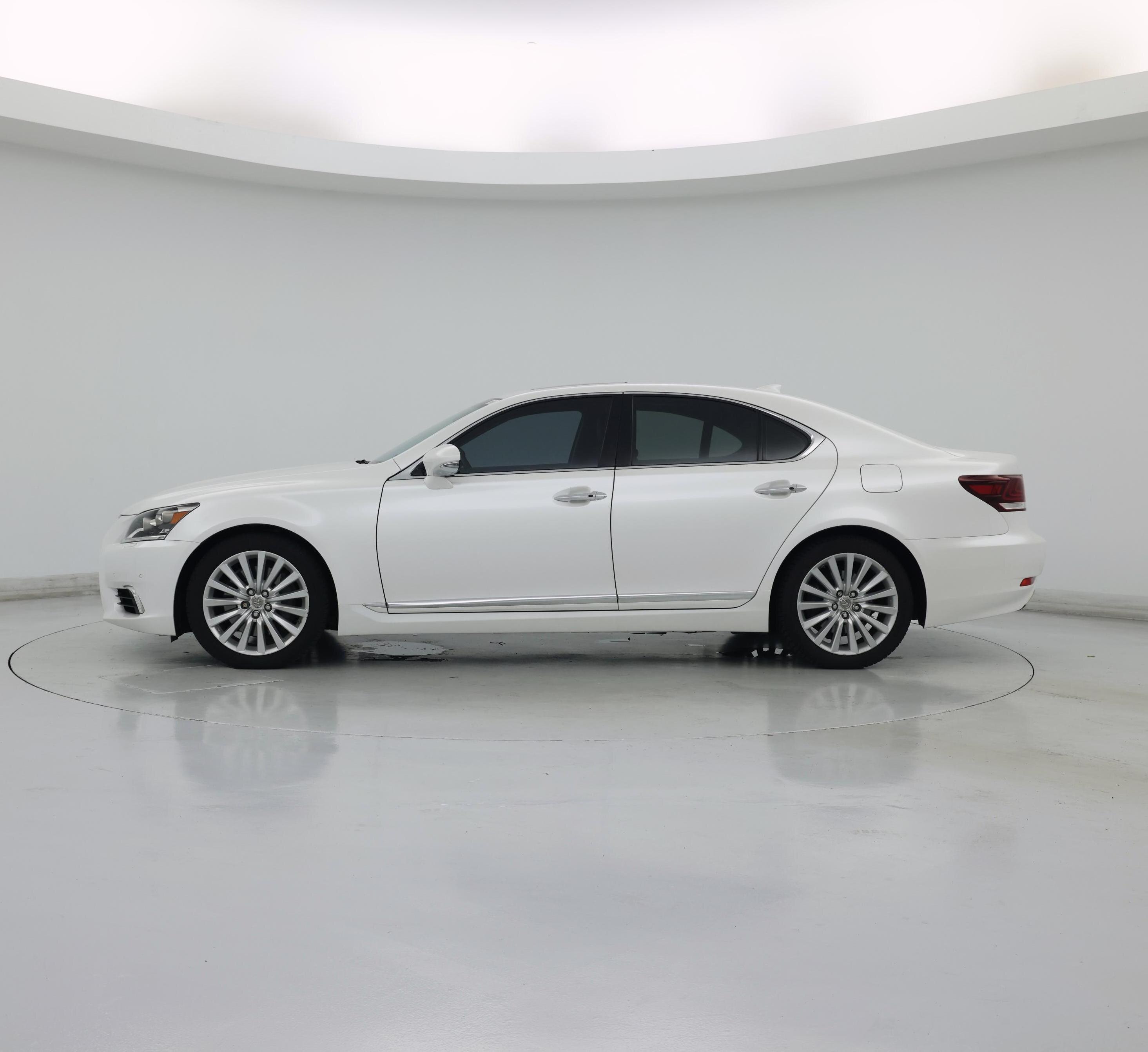 Thumbnail: 2017 Lexus LS - 3