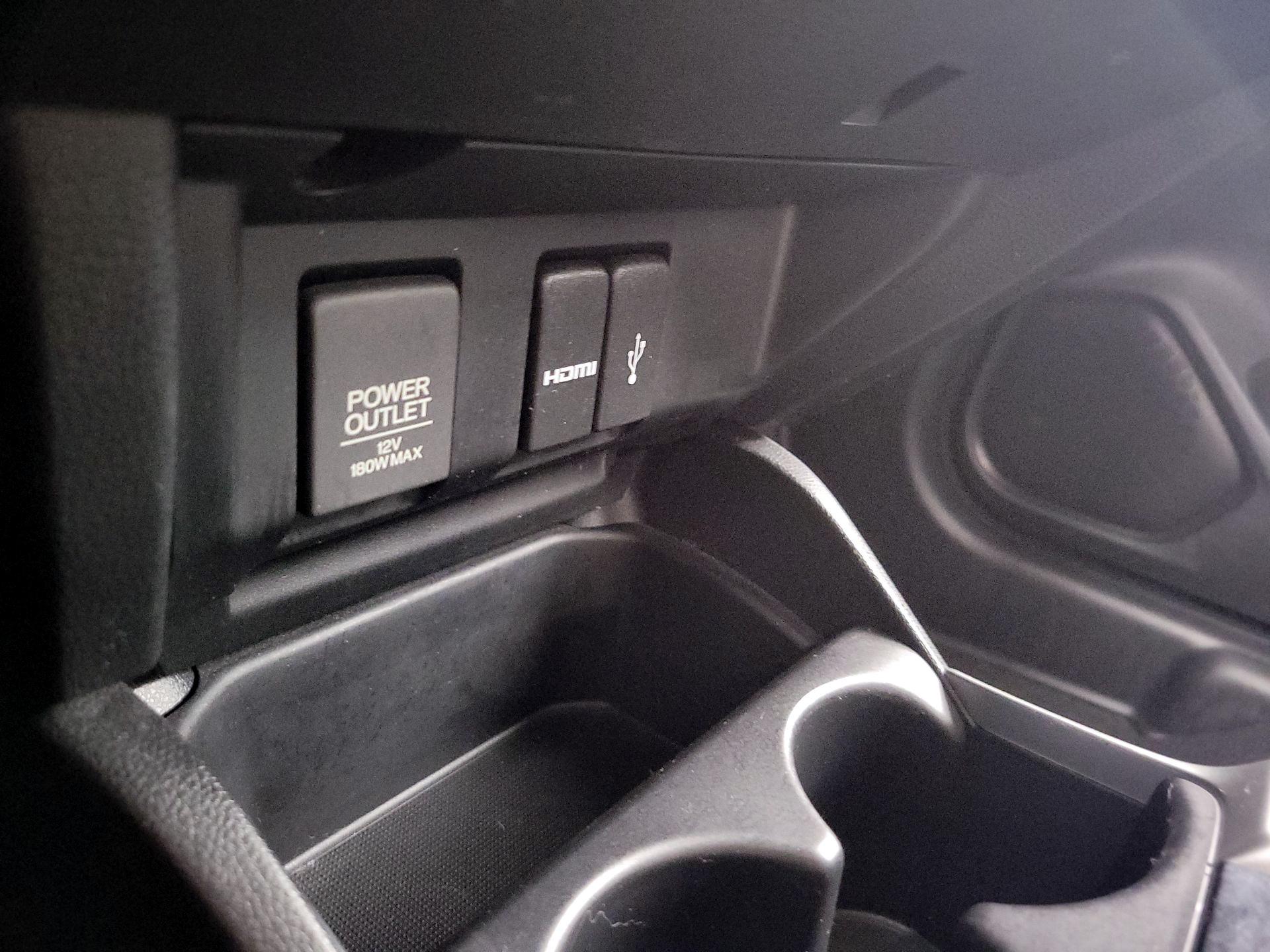Thumbnail: 2015 Honda Fit - 18