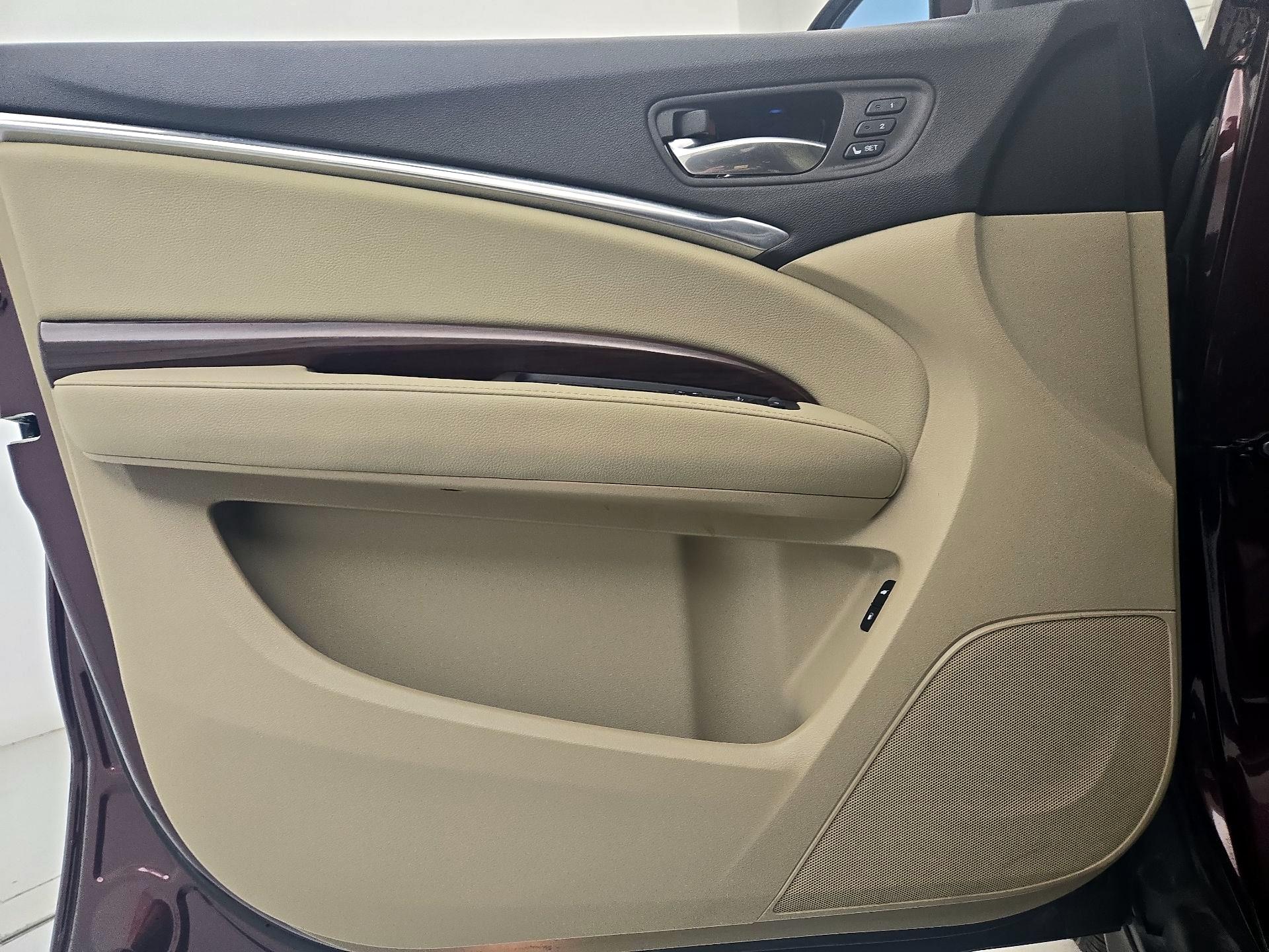 Thumbnail: 2016 Acura MDX - 12