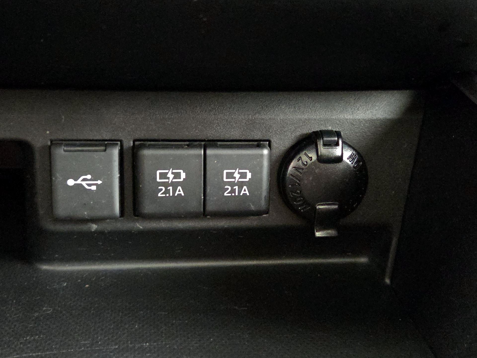 Thumbnail: 2021 Toyota Highlander - 18