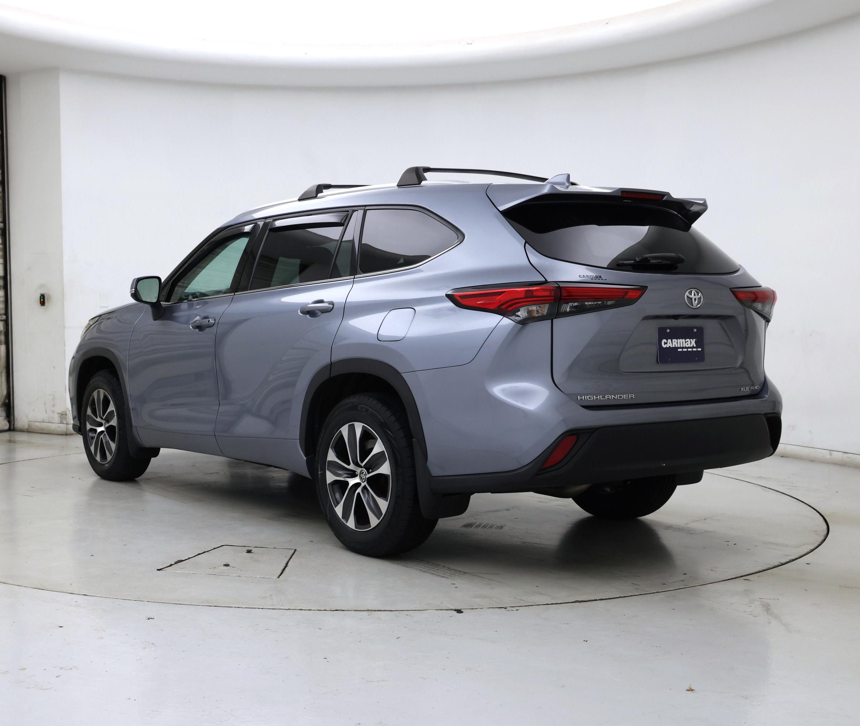Thumbnail: 2021 Toyota Highlander - 2