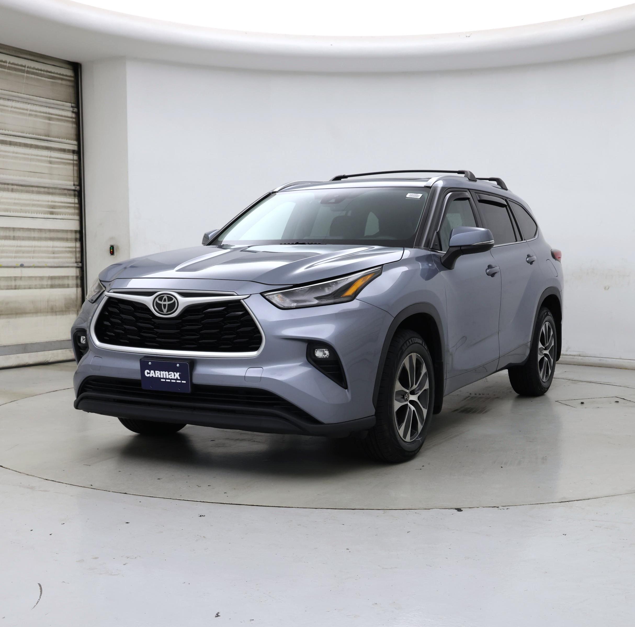 Thumbnail: 2021 Toyota Highlander - 4