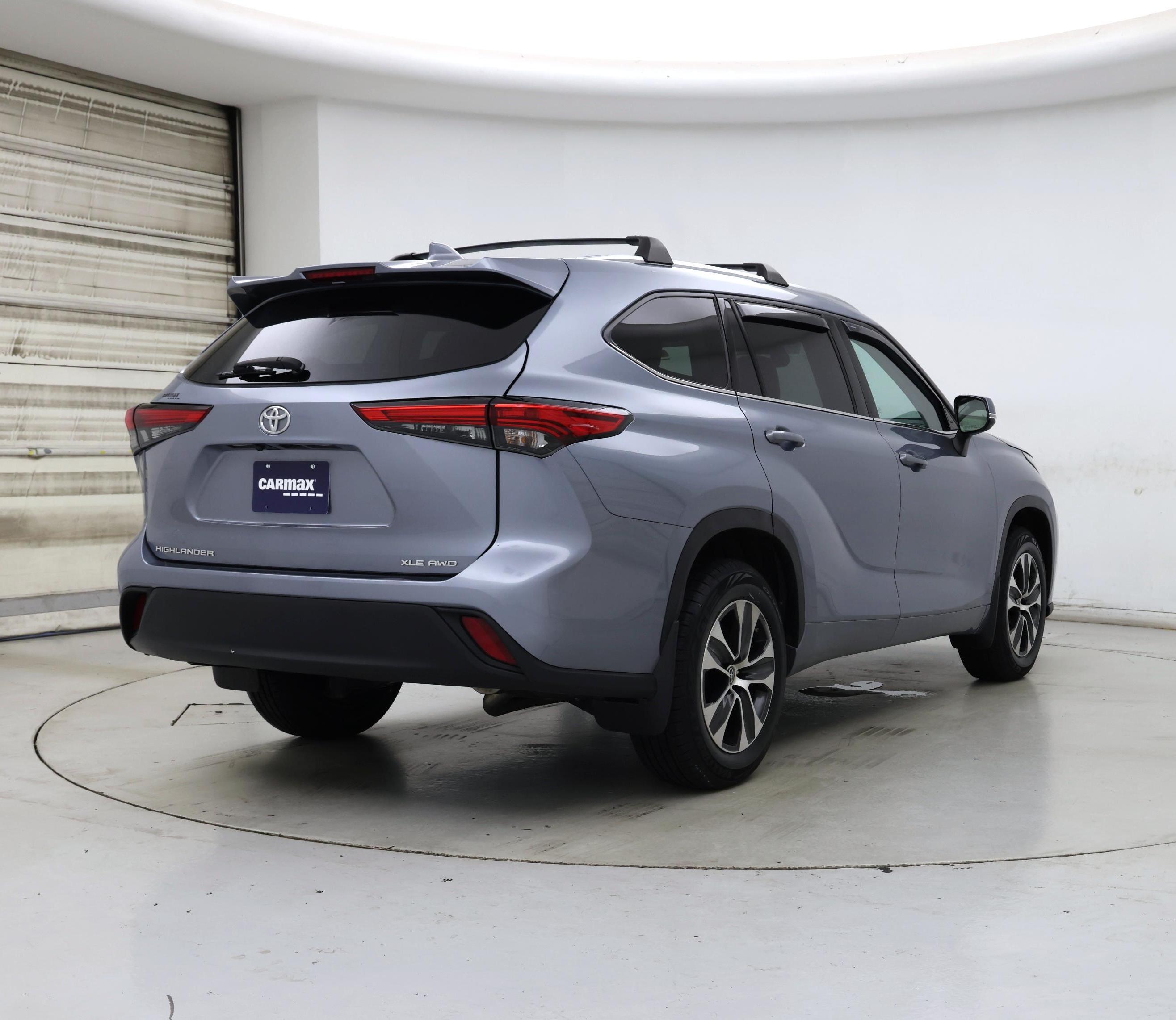 Thumbnail: 2021 Toyota Highlander - 8