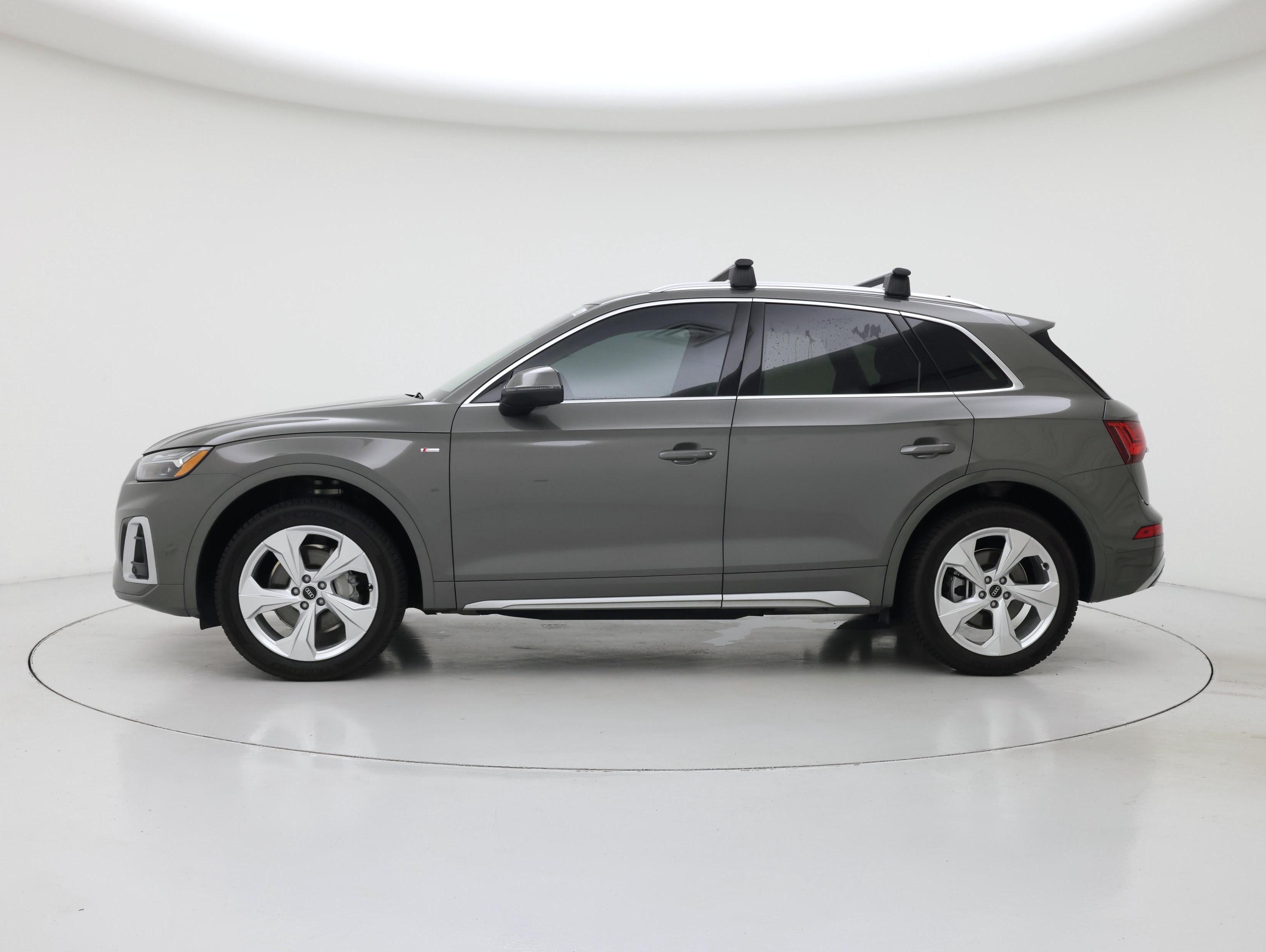 Thumbnail: 2023 Audi Q5 - 3