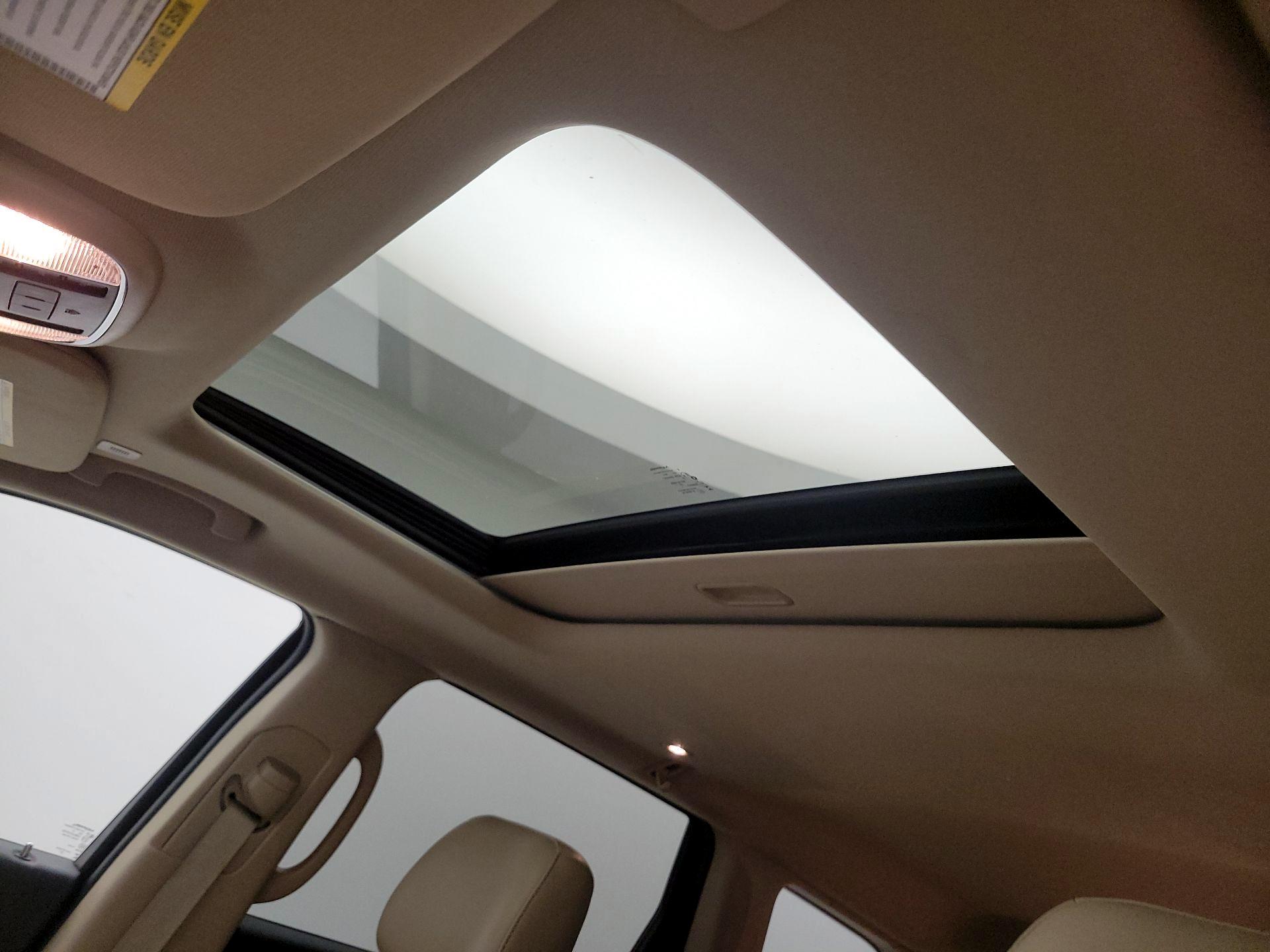 Thumbnail: 2021 Jeep Grand Cherokee - 17