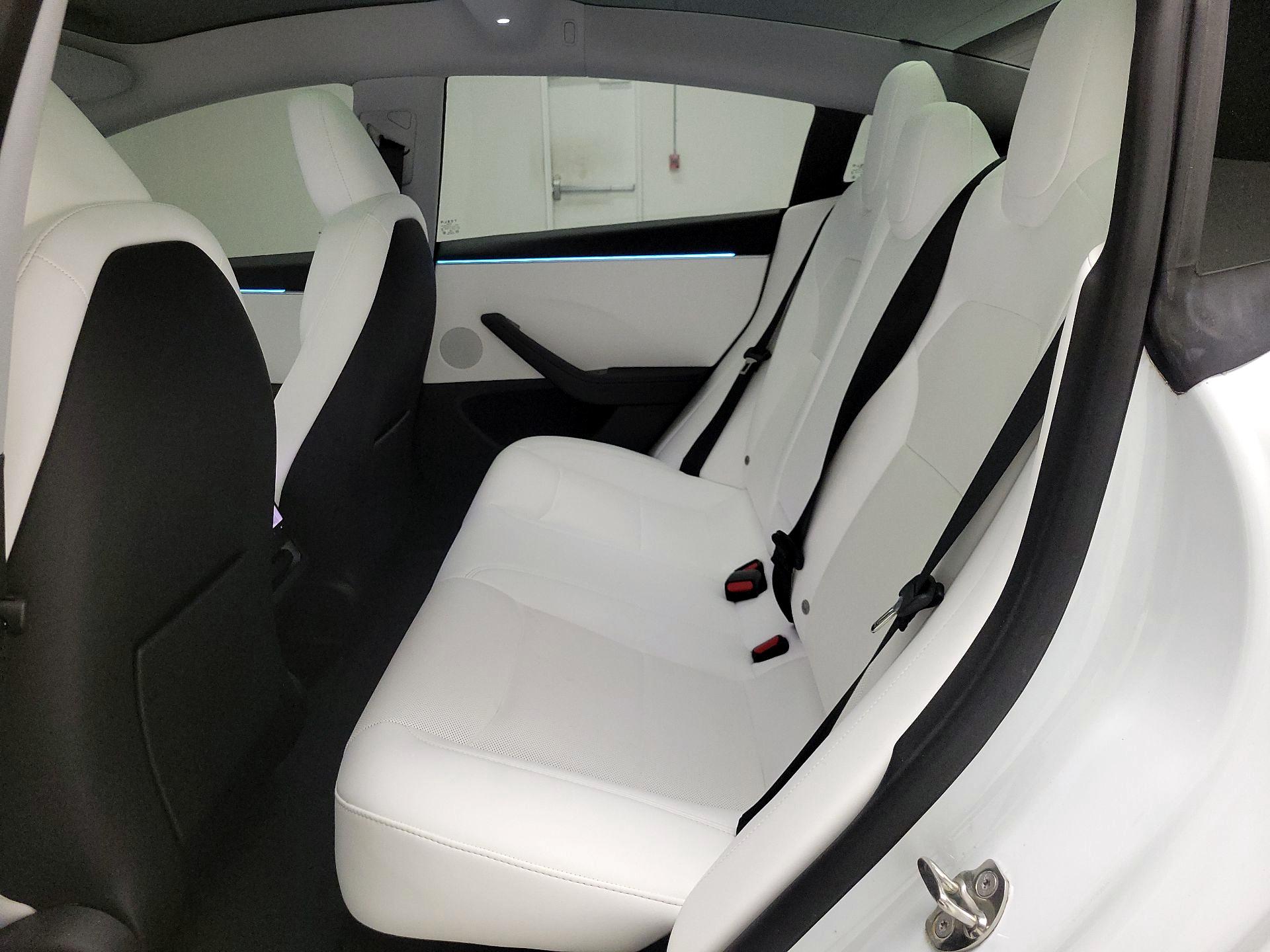 Thumbnail: 2024 Tesla Model 3 - 19