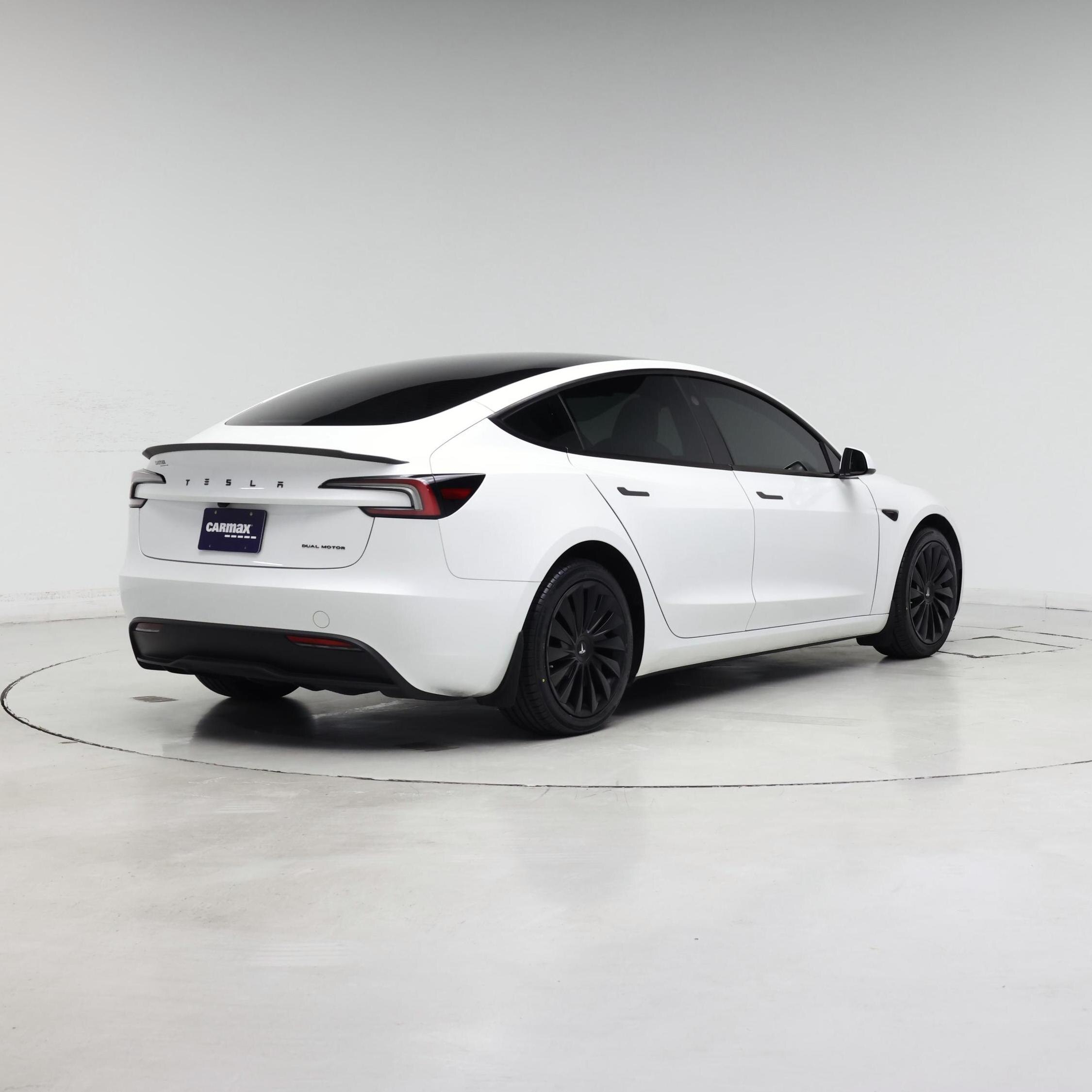 Thumbnail: 2024 Tesla Model 3 - 8