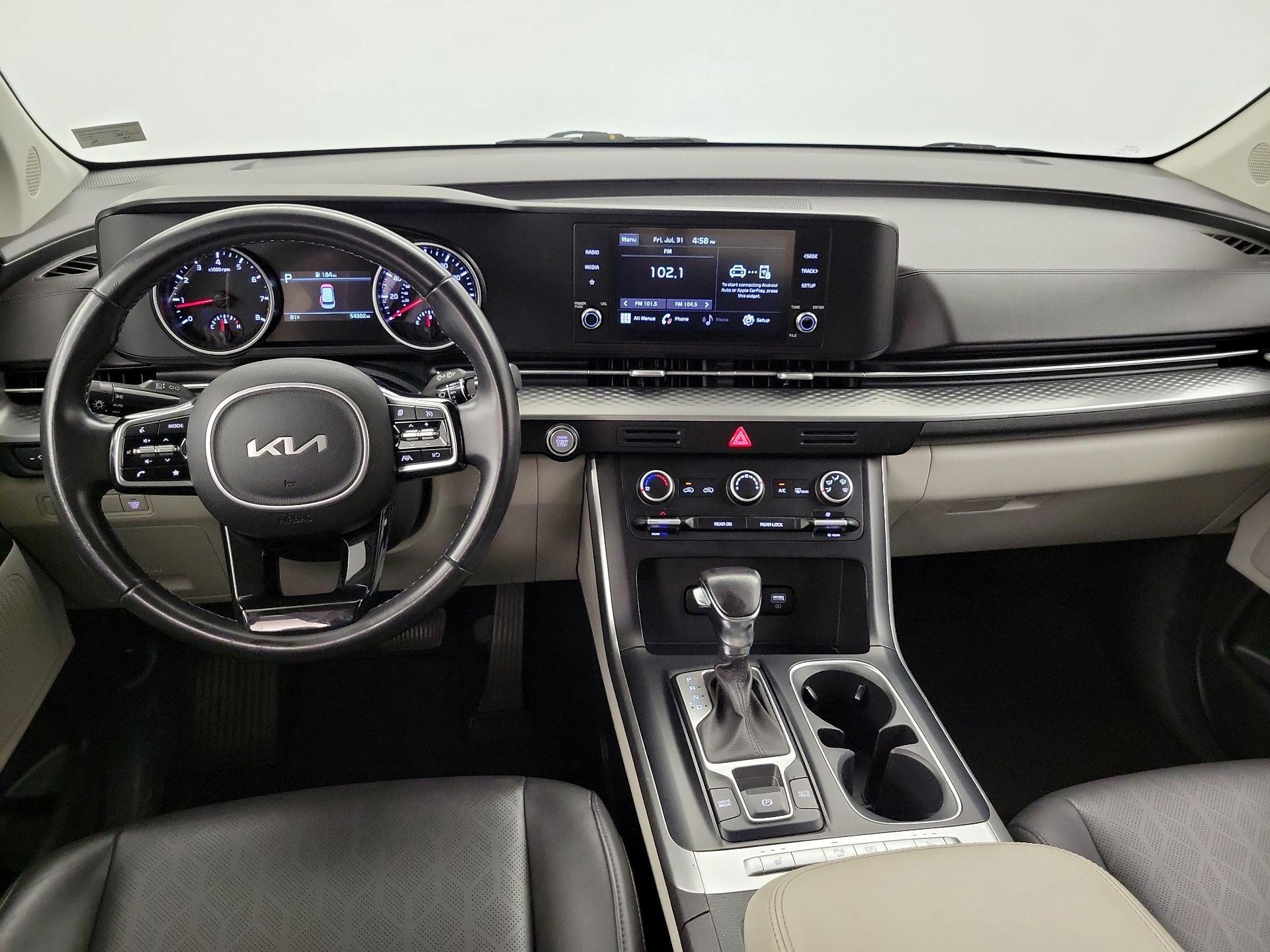 Thumbnail: 2022 Kia Carnival - 9