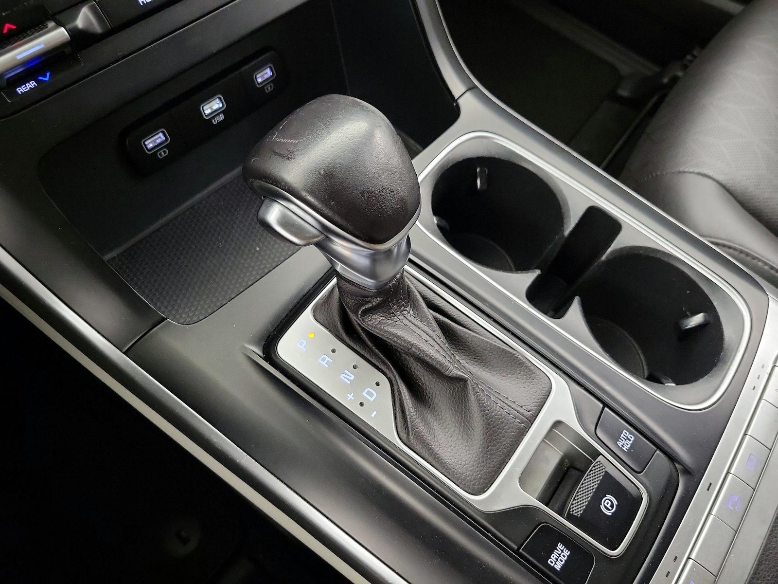 2022 Kia Carnival LX Seat Pkg - Photo 18