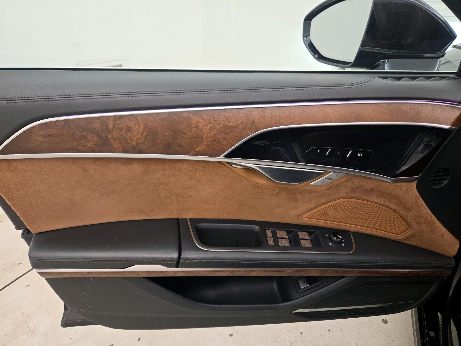 Thumbnail: 2020 Audi A8 - 12