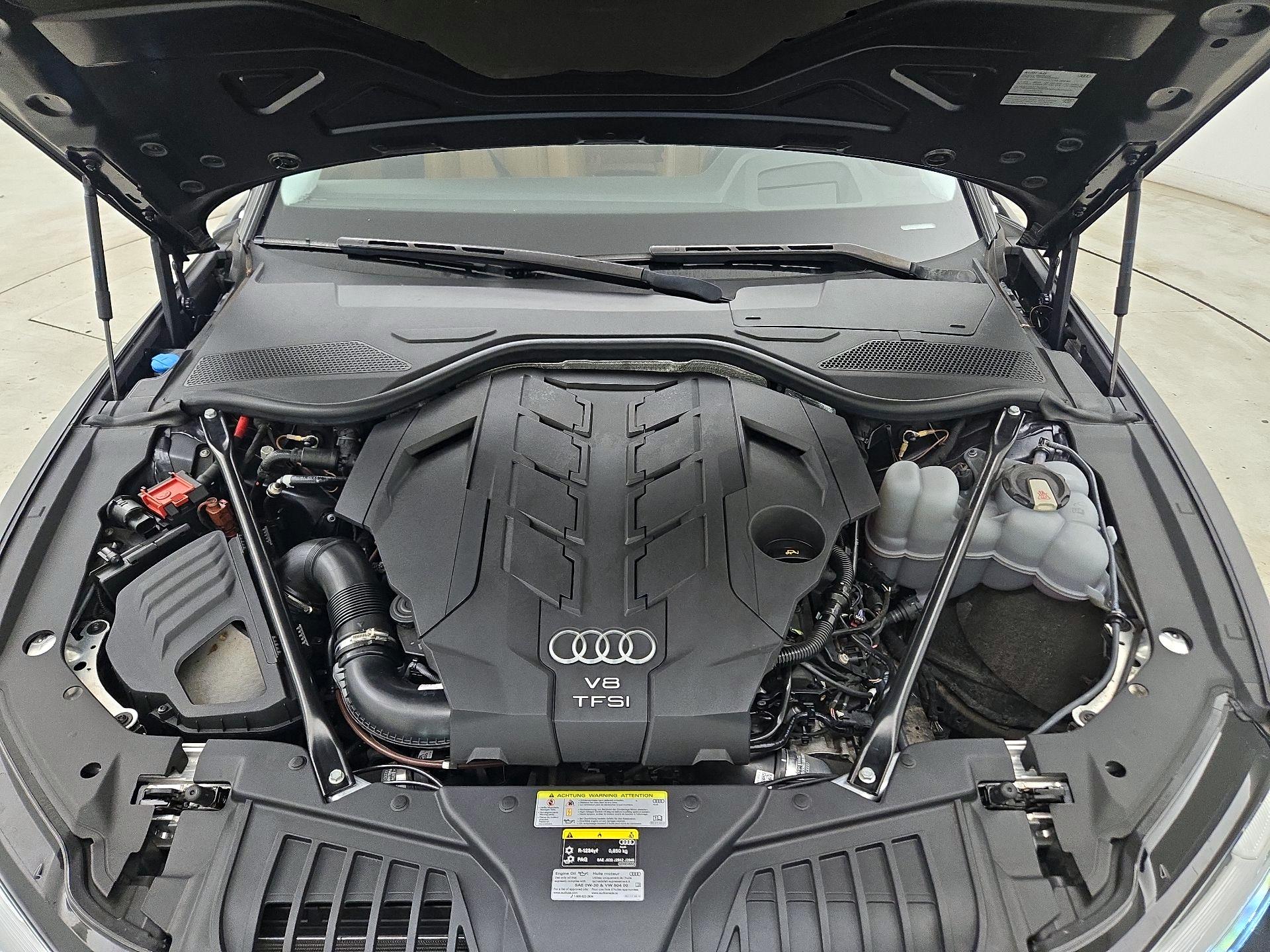 Thumbnail: 2020 Audi A8 - 18
