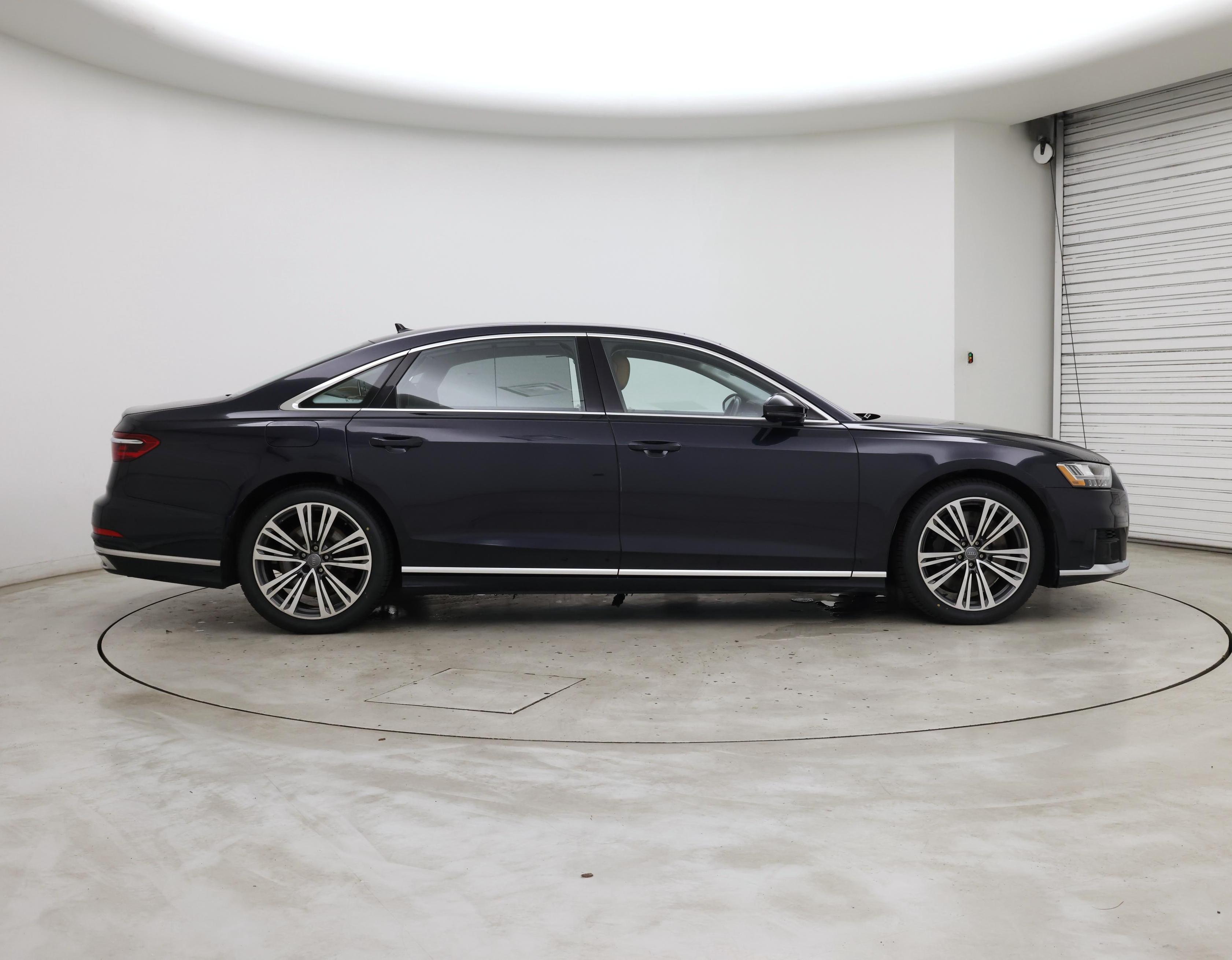 Thumbnail: 2020 Audi A8 - 7