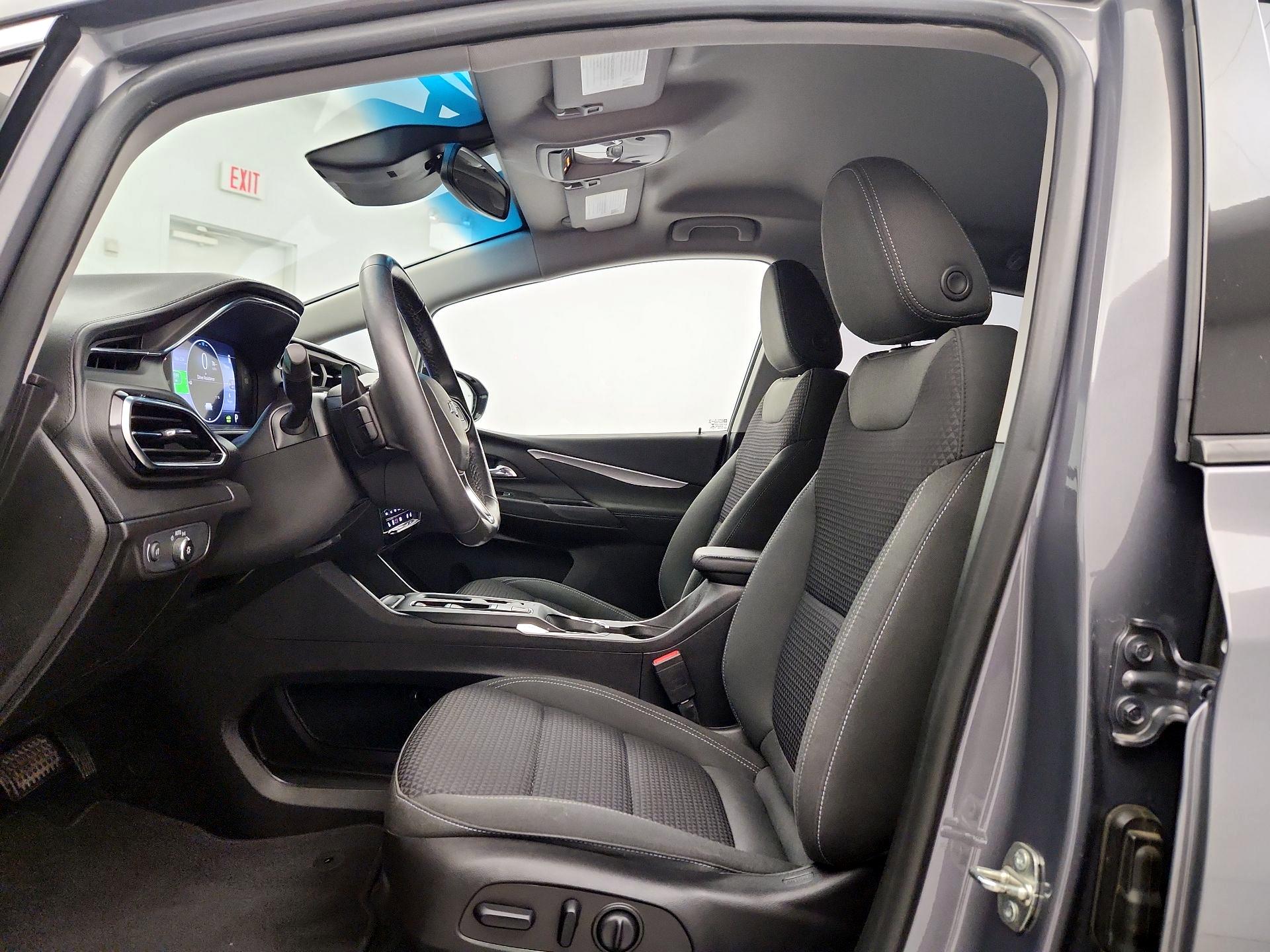Thumbnail: 2022 Chevrolet Bolt EV - 11