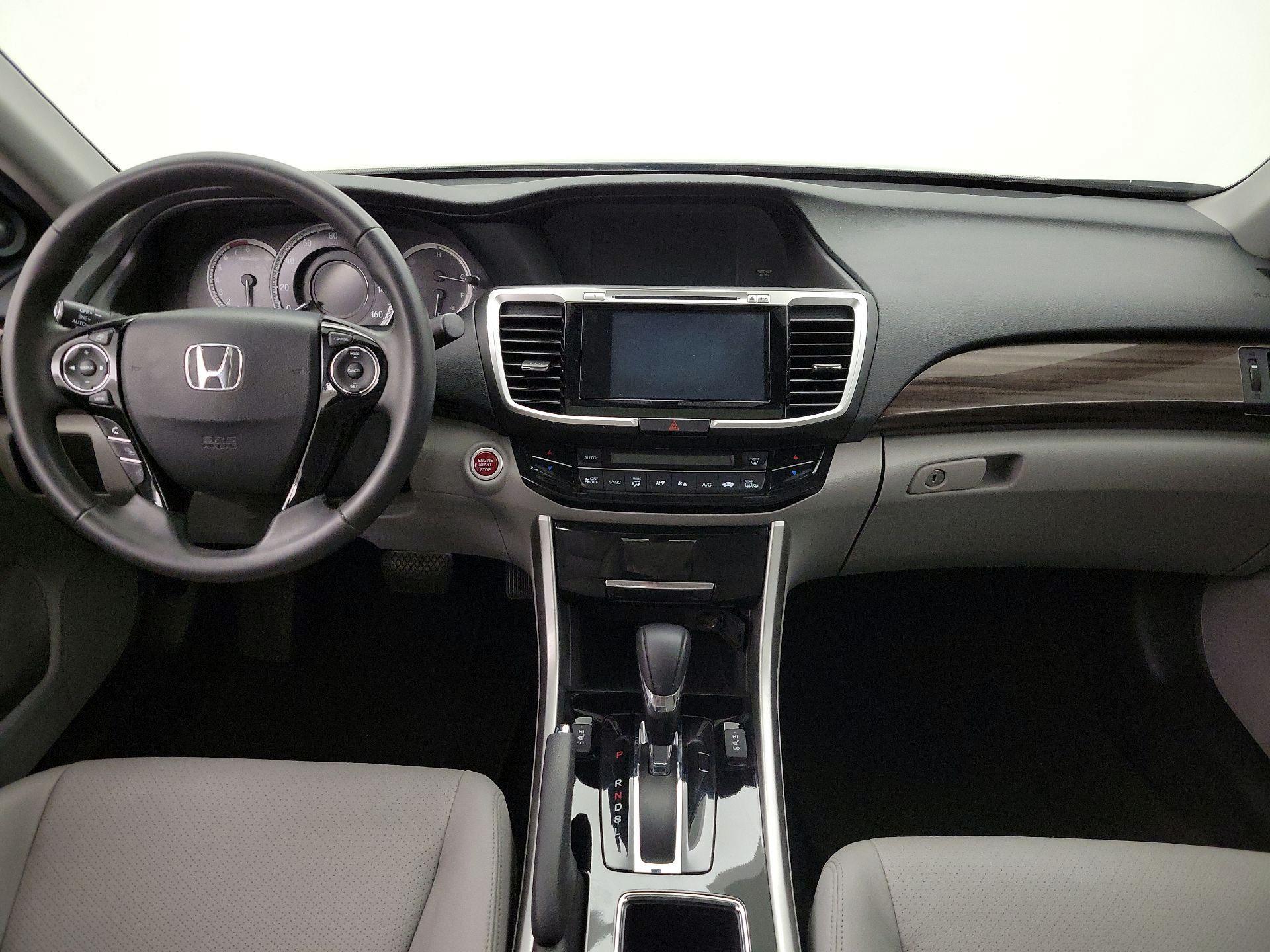 Thumbnail: 2017 Honda Accord - 9