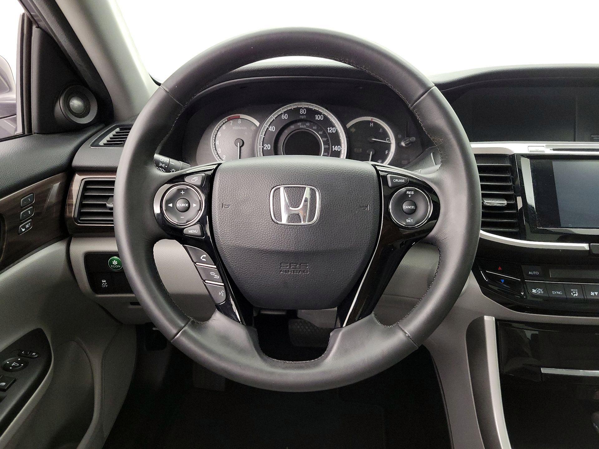 Thumbnail: 2017 Honda Accord - 10