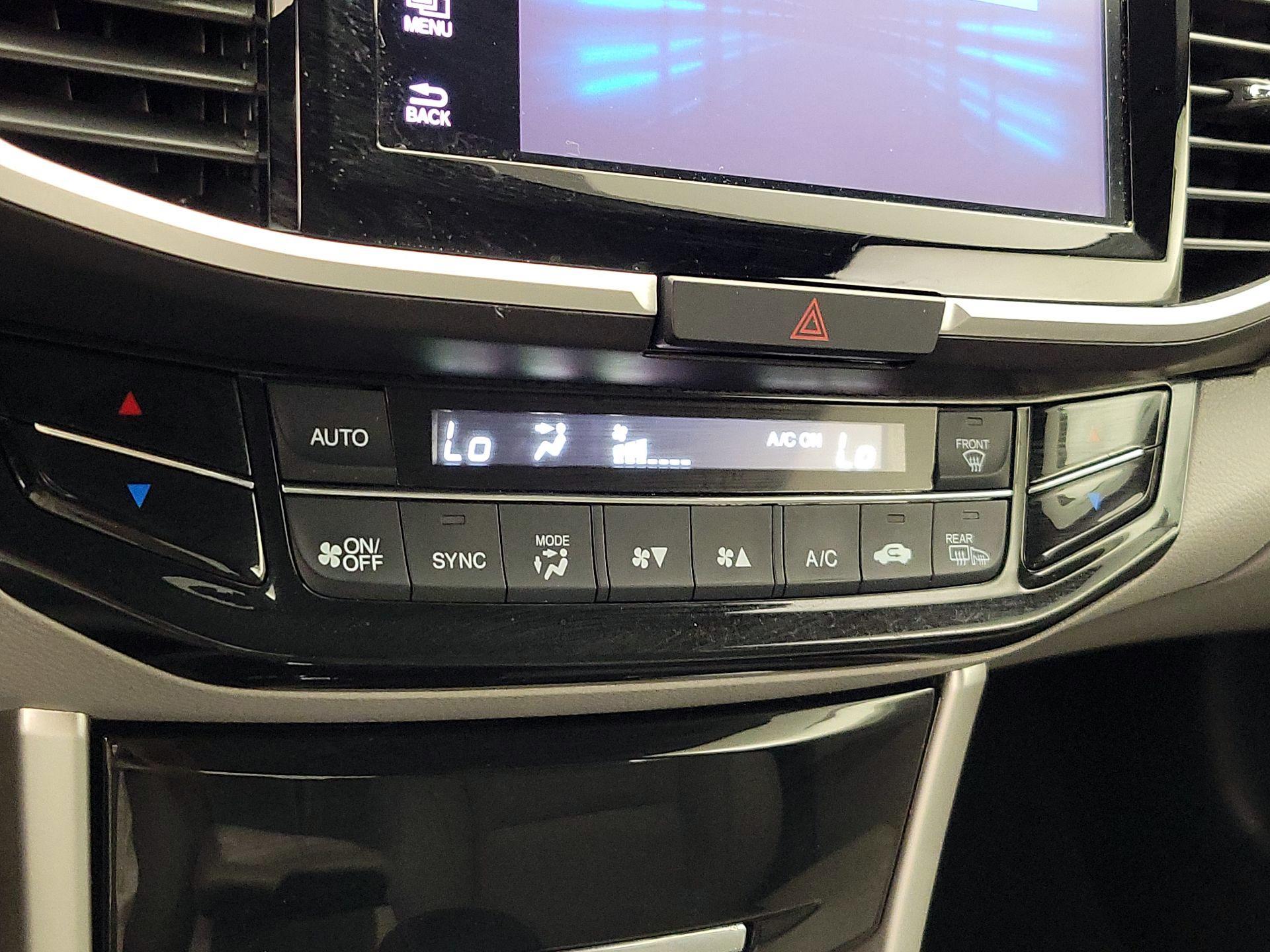 Thumbnail: 2017 Honda Accord - 16