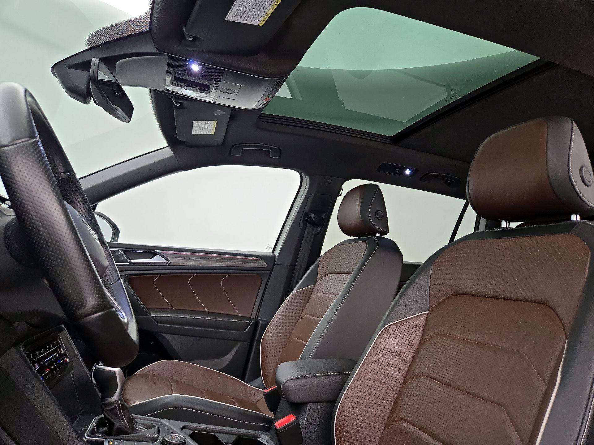 Thumbnail: 2022 Volkswagen Tiguan - 20