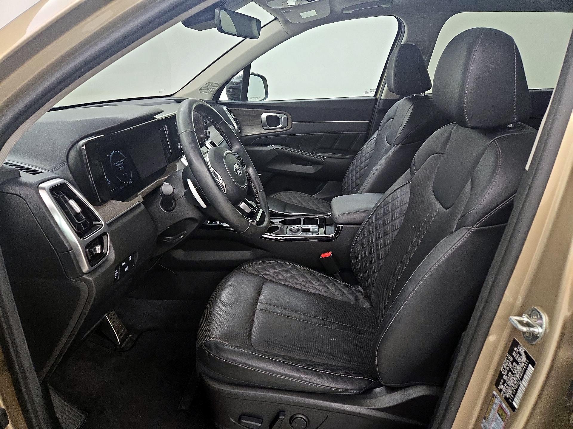 Thumbnail: 2021 Kia Sorento - 11