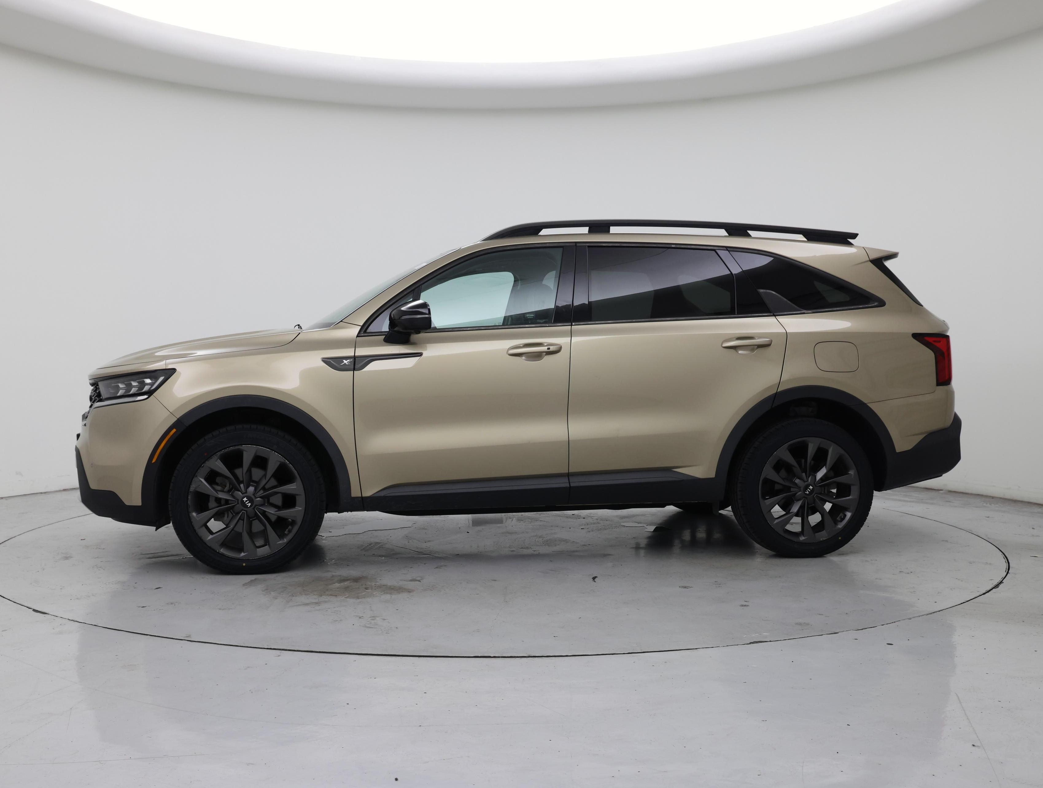 Thumbnail: 2021 Kia Sorento - 3