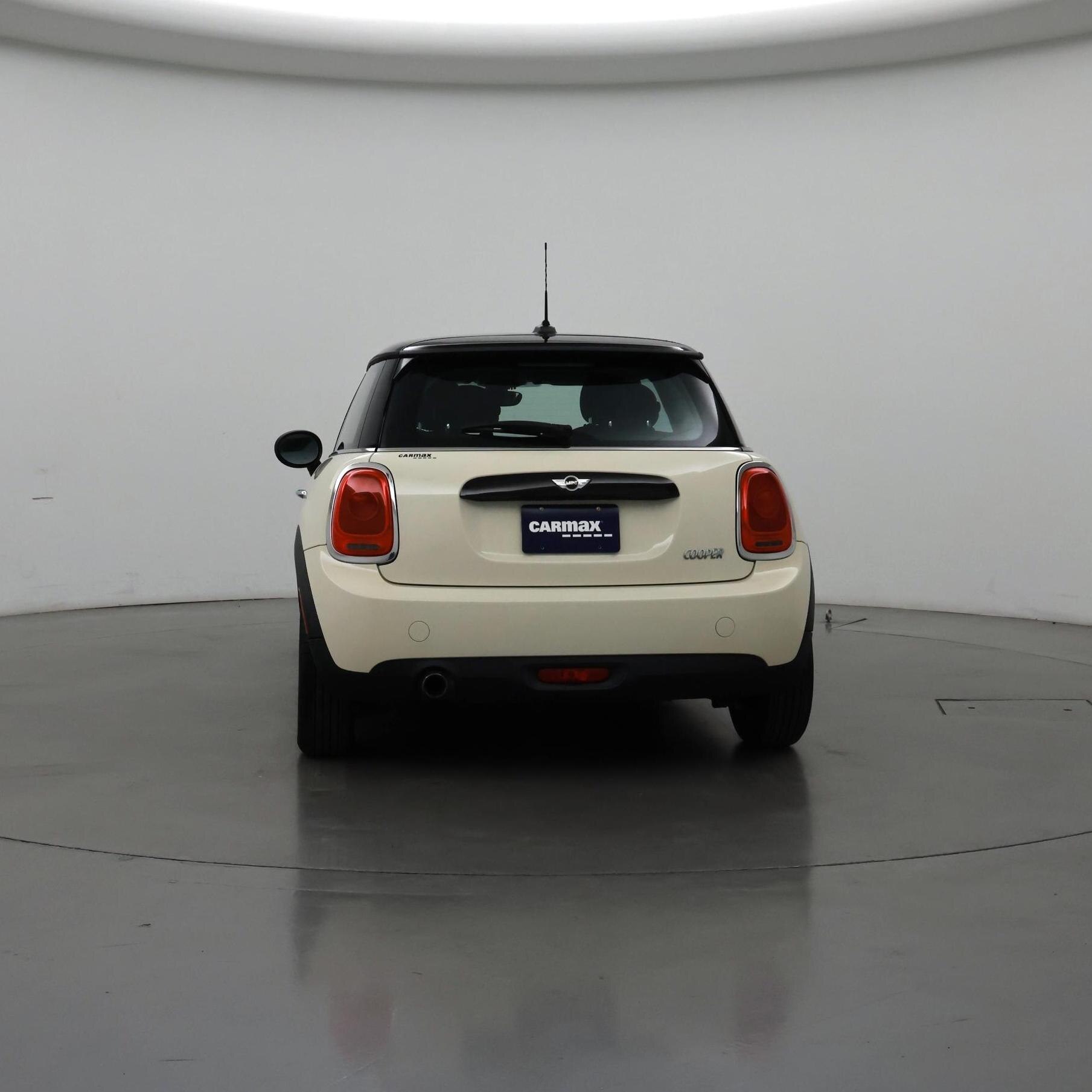 Thumbnail: 2016 MINI Cooper Hardtop - 6