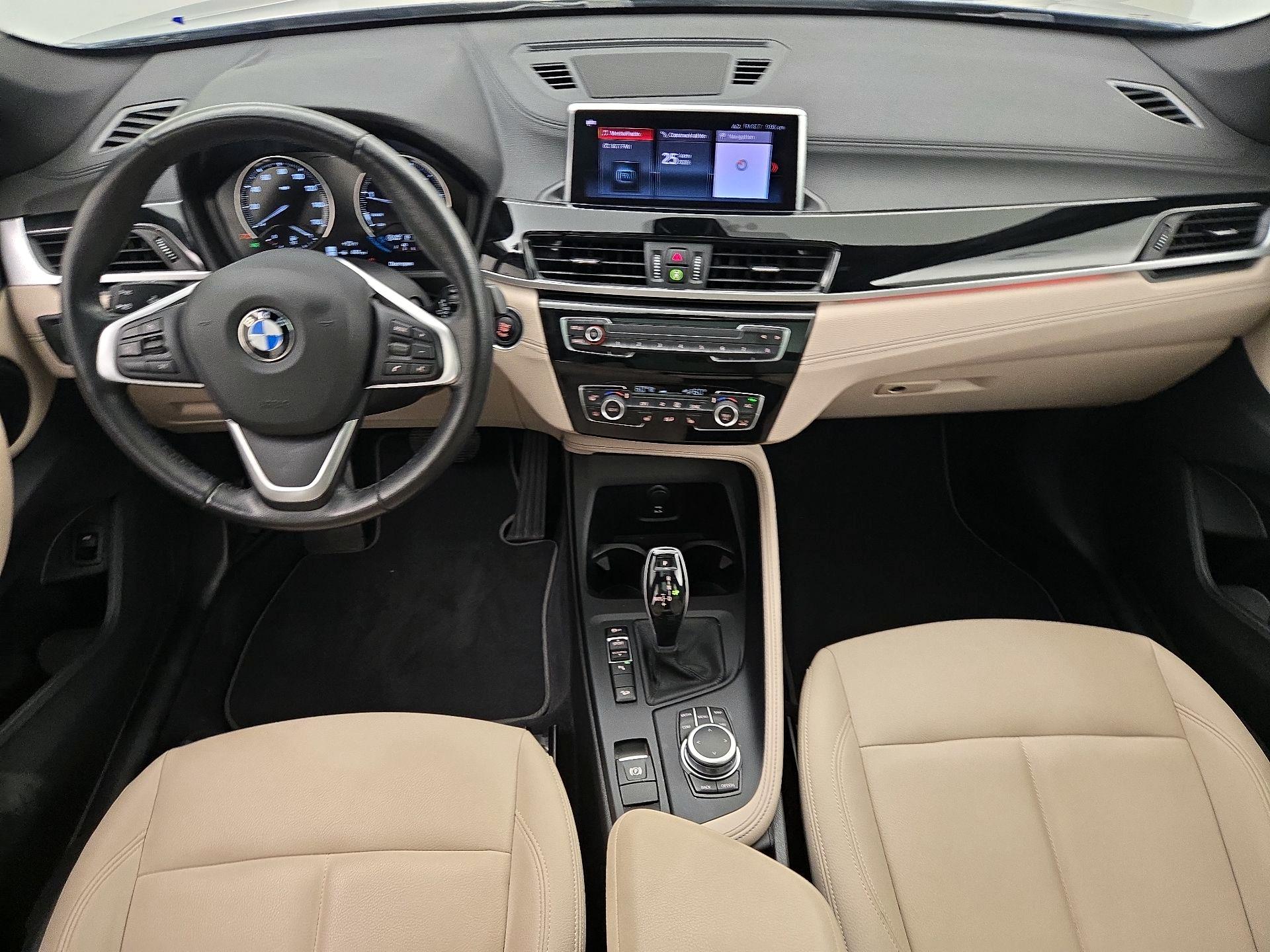 Thumbnail: 2022 BMW X1 - 9