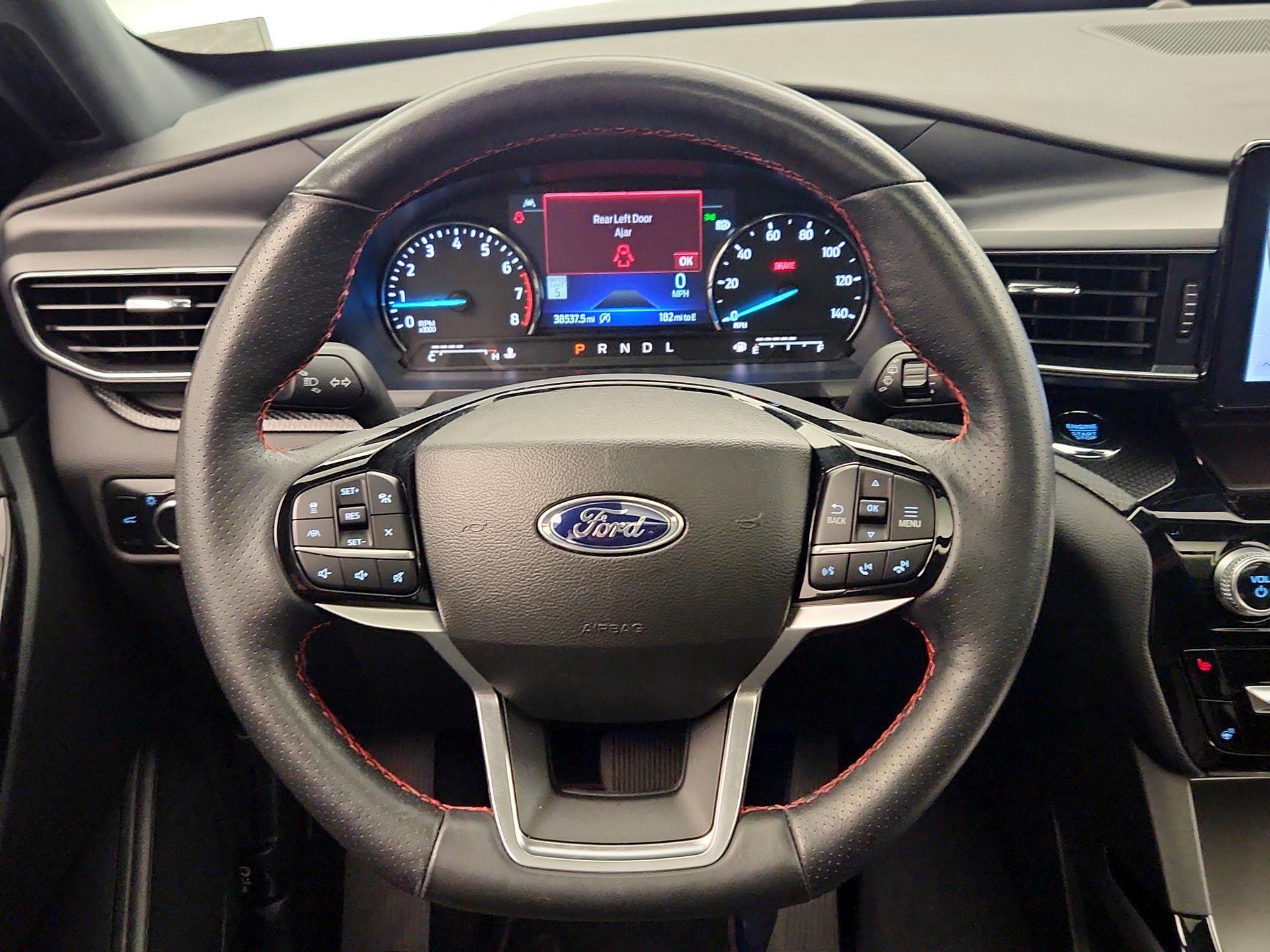 Thumbnail: 2023 Ford Explorer - 10