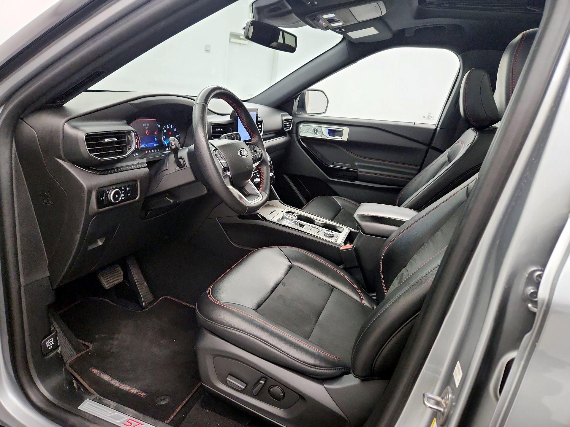 Thumbnail: 2023 Ford Explorer - 11